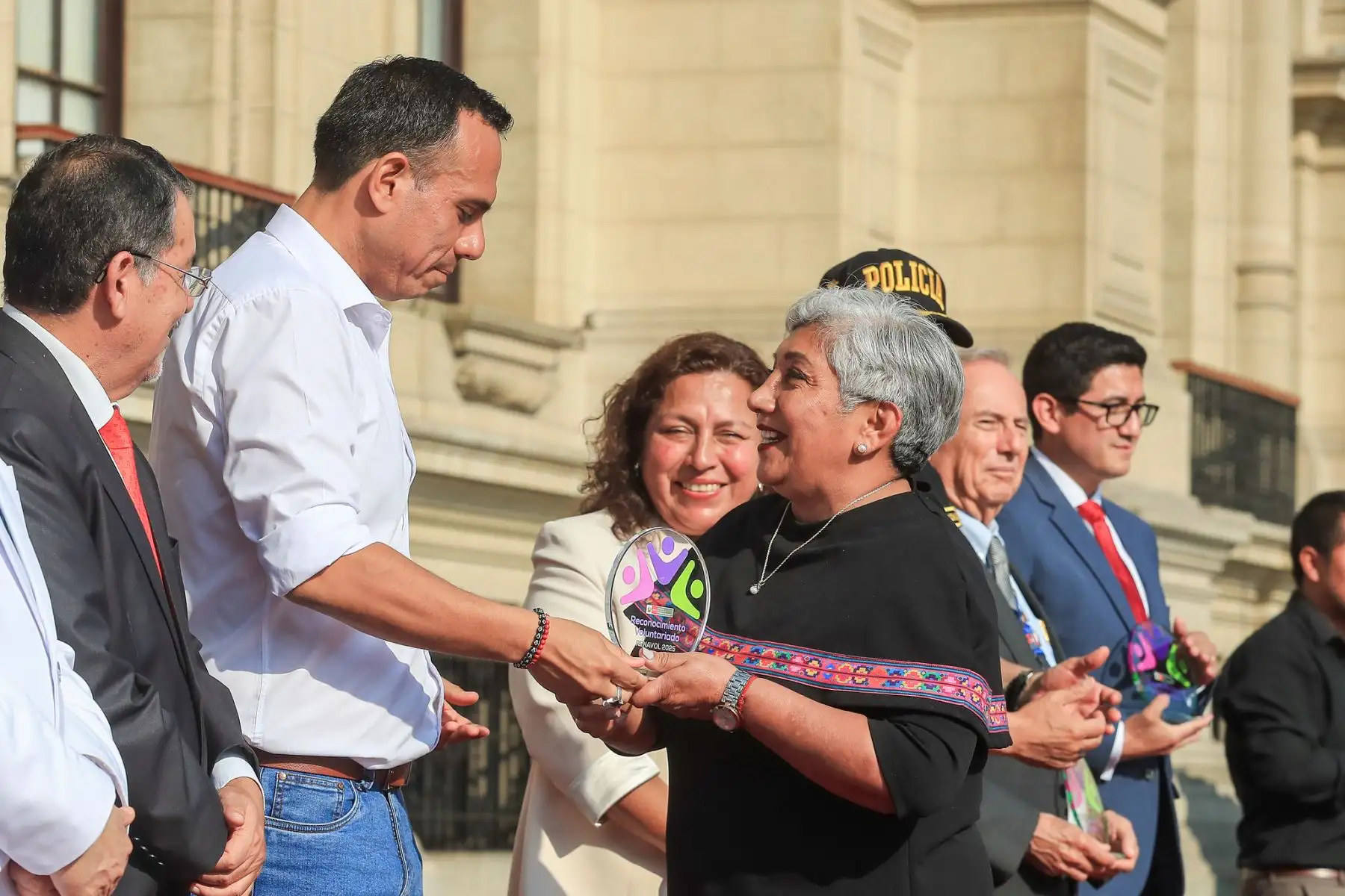 El presidente de la República, José Jerí, participó en la ceremonia oficial de Reconocimiento Nacional de Buenas Prácticas de Voluntariado (Renavol) 2025, que se realizó en el patio de Palacio de Gobierno el lunes 15 de diciembre de 2025. Foto: ANDINA/Presidencia
