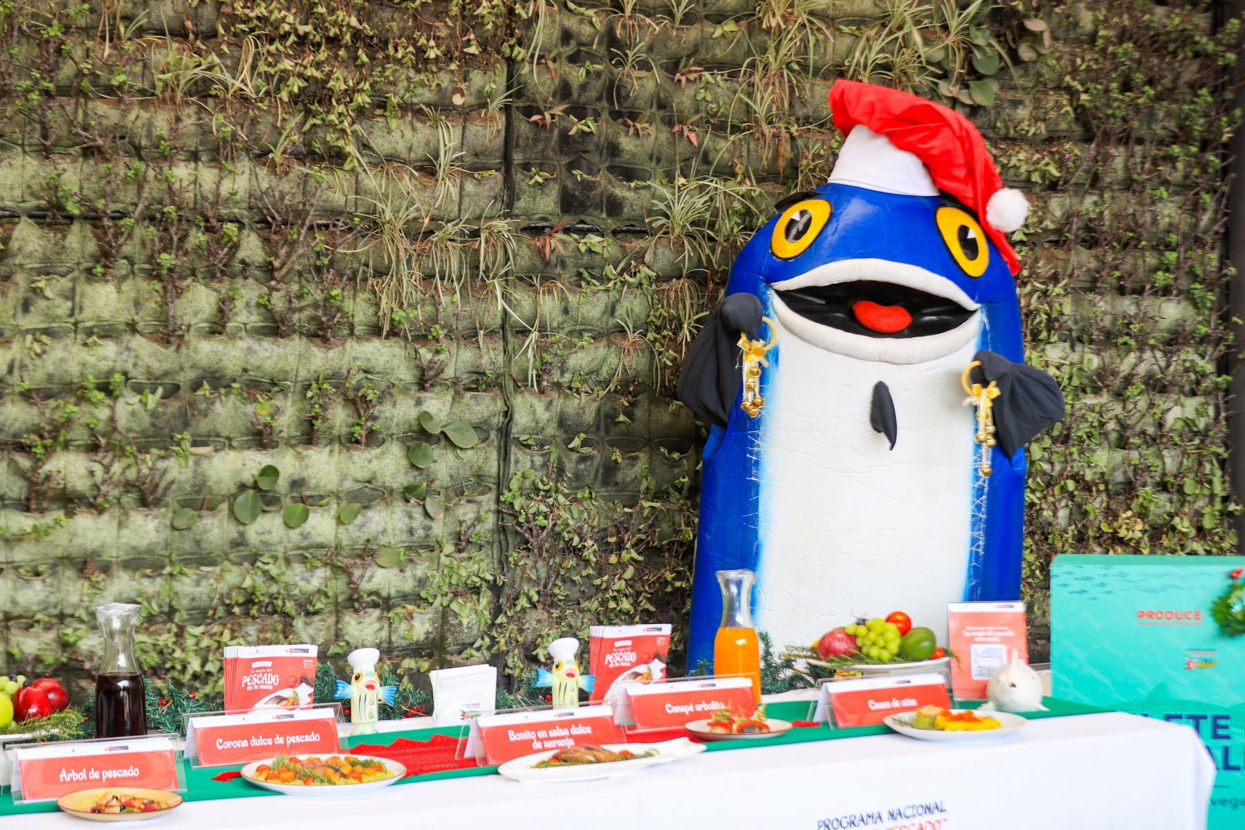 Para este año, PRODUCE han preparando y acompañando a las MYPE para que afronten la campaña navideña con mejores capacidades productivas, mayor competitividad y acceso a nuevos mercados.”Foto: ANDINA/Ricardo Cuba