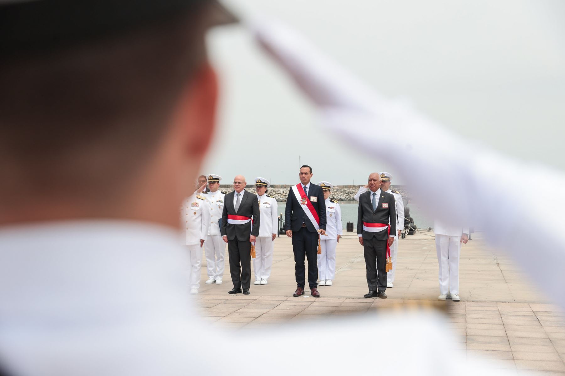 Presidente José Jerí participa en ceremonia de graduación de los nuevos Alféreces de Fragata que se incorporan oficialmente a la Marina de Guerra del Perú.  Foto: ANDINA/Prensa Presidencia