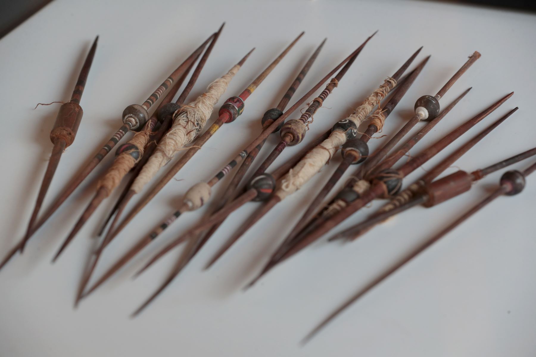 Husos de madera Estilo Chancay Intermedio Tardio (1000 - 1476 d.C), forma parte de la devolución voluntaria a la Embajada del Perú en los Estados Unidos de America. Foto: ANDINA/Verónica Calderón Zúñiga