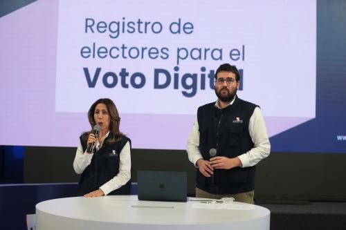 Onpe implementa proyecto de voto digital y acercará a más de 10000 ciudadanos debidamente registrados para votar digitalmente en estas elecciones generales.
Oficinas de la Onpe
17/12/2025
Foto:ANDINA/Verónica Calderón Zúñiga