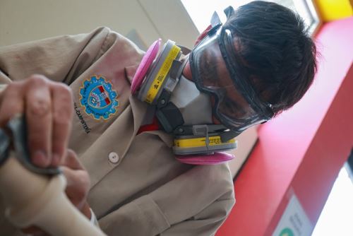 El ministro Óscar Fernández participó, junto al presidente José Jerí Oré, en la supervisión de la Institución Educativa Industrial N.° 12 Cristo Rey, en el distrito de Coracora.