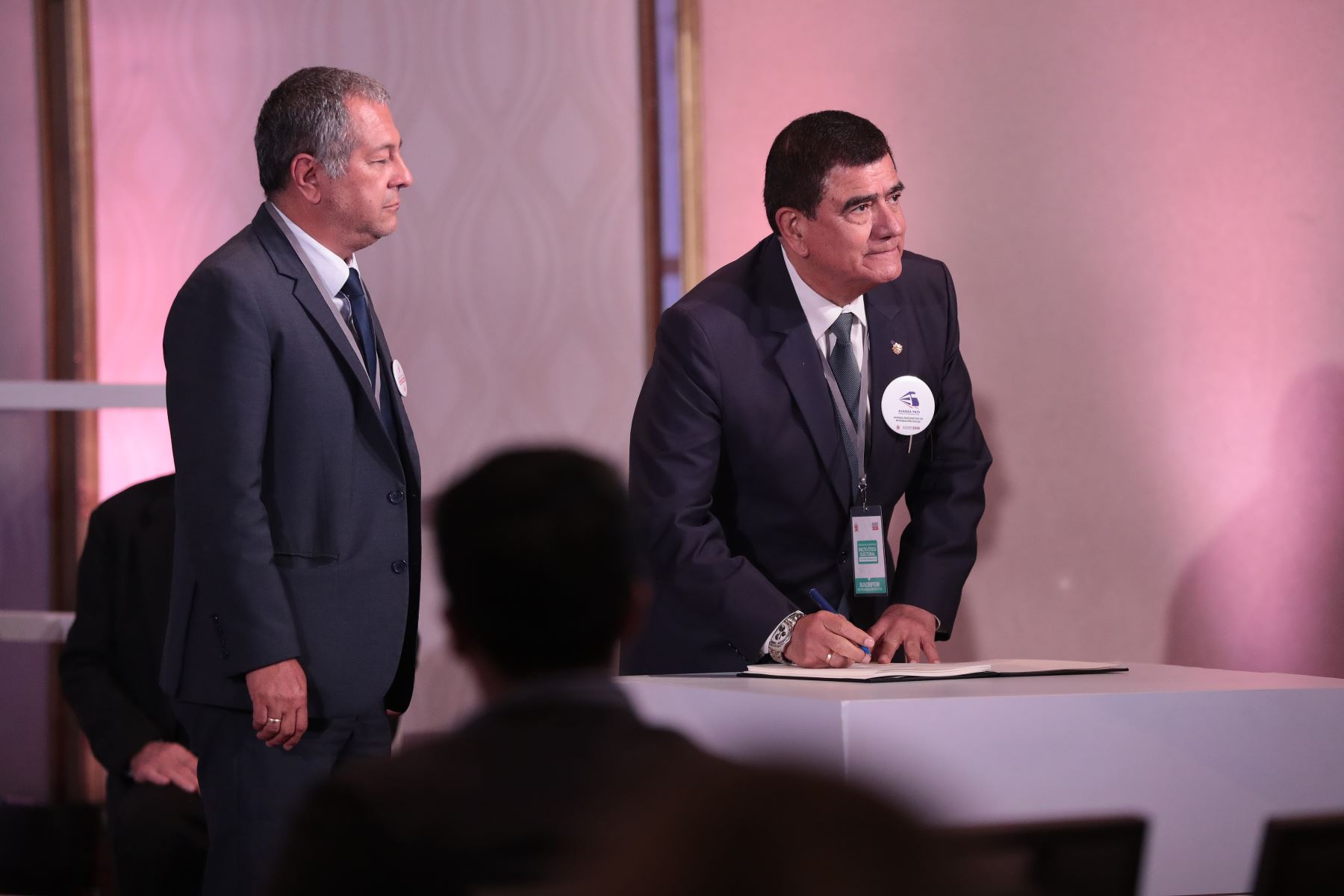 Partido político Avanza País de José Williams en la suscripción del Pacto Ético Electoral organizado por el Jurado Nacional de Elecciones JNE el jueves 18 de diciembre de 2025 en el Hotel Sheraton de Lima. Foto: ANDINA/Verónica Calderón Zúñiga