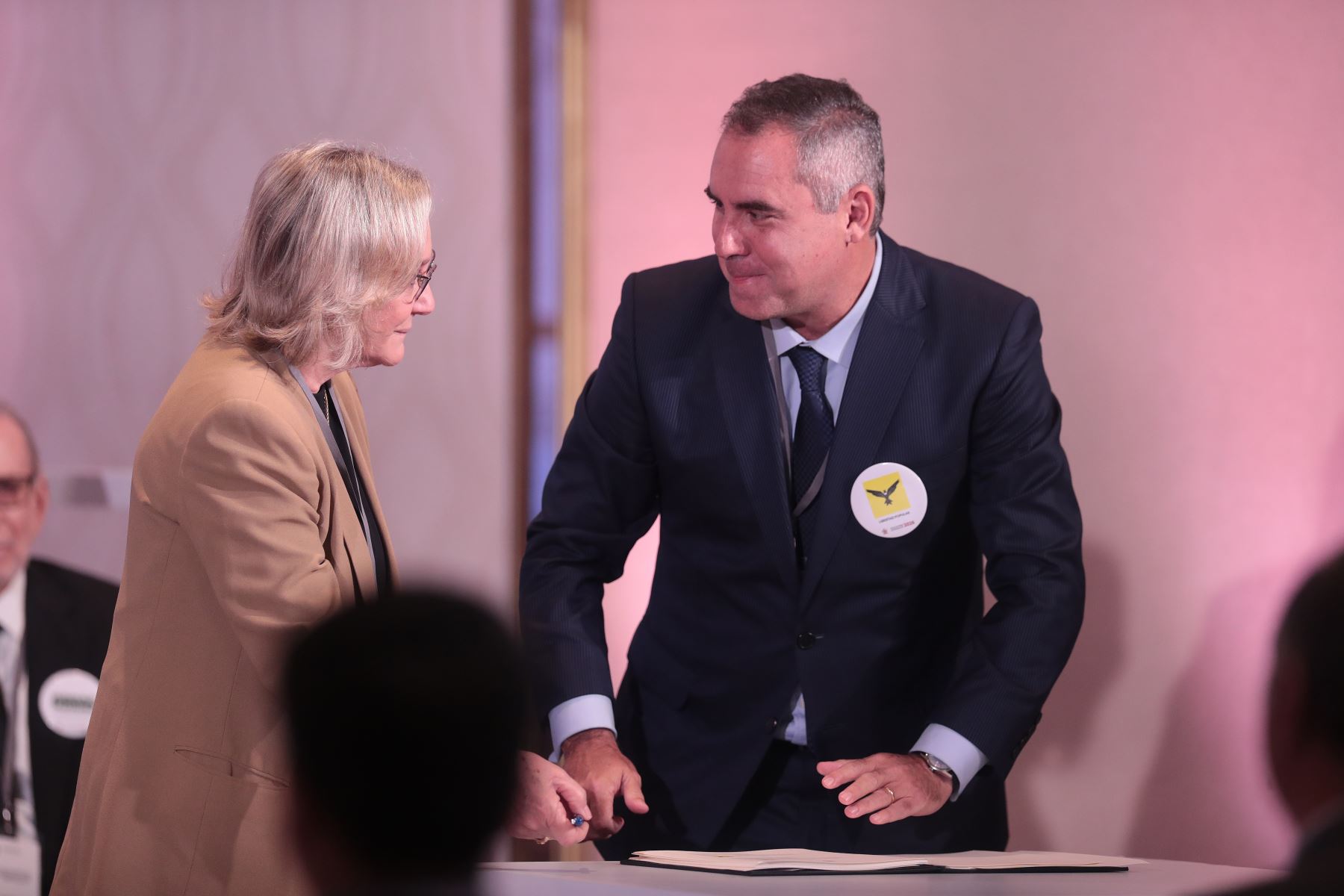 Partido político Libertad Popular de Rafael Belaunde en la suscripción del Pacto Ético Electoral organizado por el Jurado Nacional de Elecciones JNE el jueves 18 de diciembre de 2025 en el Hotel Sheraton de Lima. Foto: ANDINA/Verónica Calderón Zúñiga