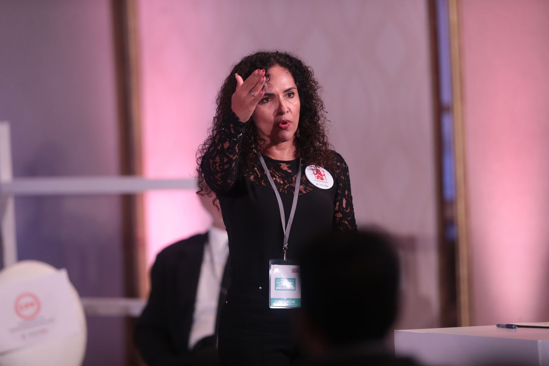 Partido político Un Cambio Diferente de Rosario Fernández en la suscripción del Pacto Ético Electoral organizado por el Jurado Nacional de Elecciones JNE el jueves 18 de diciembre de 2025 en el Hotel Sheraton de Lima. Foto: ANDINA/Verónica Calderón Zúñiga