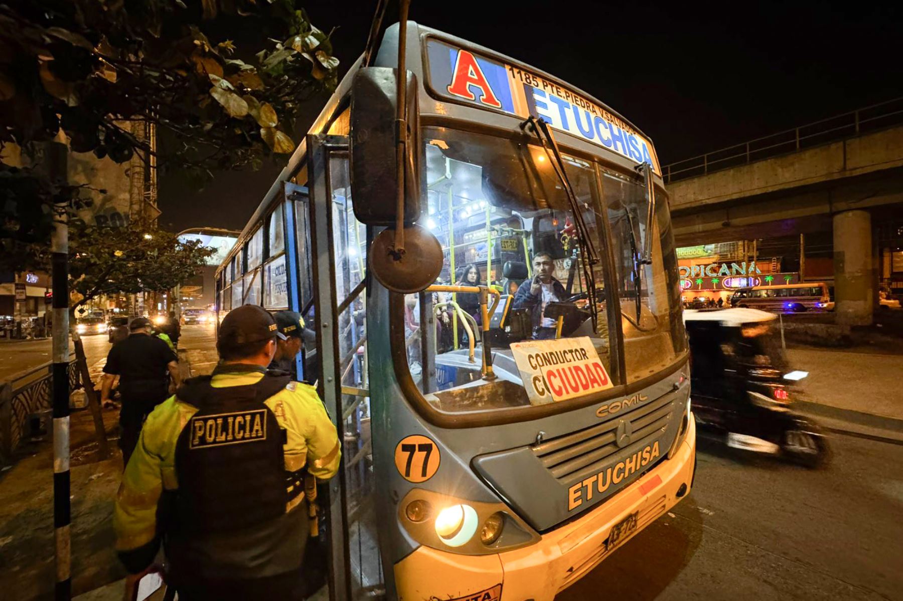 Policía Nacional refuerza seguridad en Santiago de Surco y San Juan de Miraflores con amplio despliegue de control territorial. Foto: ANDINA/Difusión