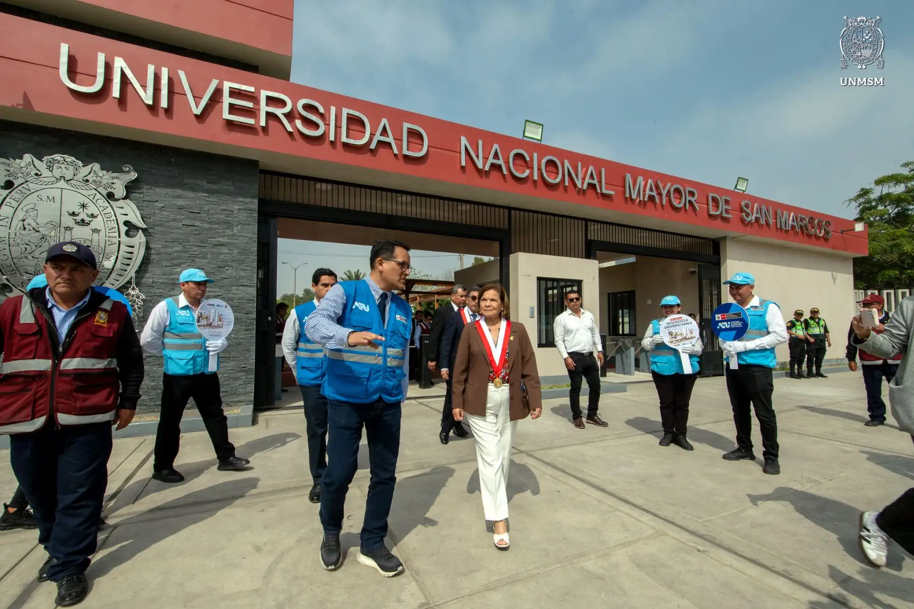 En el marco de un trabajo articulado entre la Universidad Nacional Mayor de San Marcos (UNMSM), el Ministerio de Transportes y Comunicaciones (MTC) y la Autoridad de Transporte Urbano para Lima y Callao (ATU), la Decana de América entregó a ATU un terreno de aproximadamente tres mil metros destinado a la construcción de la futura Residencia Universitaria y Guardería en la Ciudad Universitaria, un proyecto largamente esperado que beneficiará de manera directa a estudiantes y familias sanmarquinas. Foto: ANDI