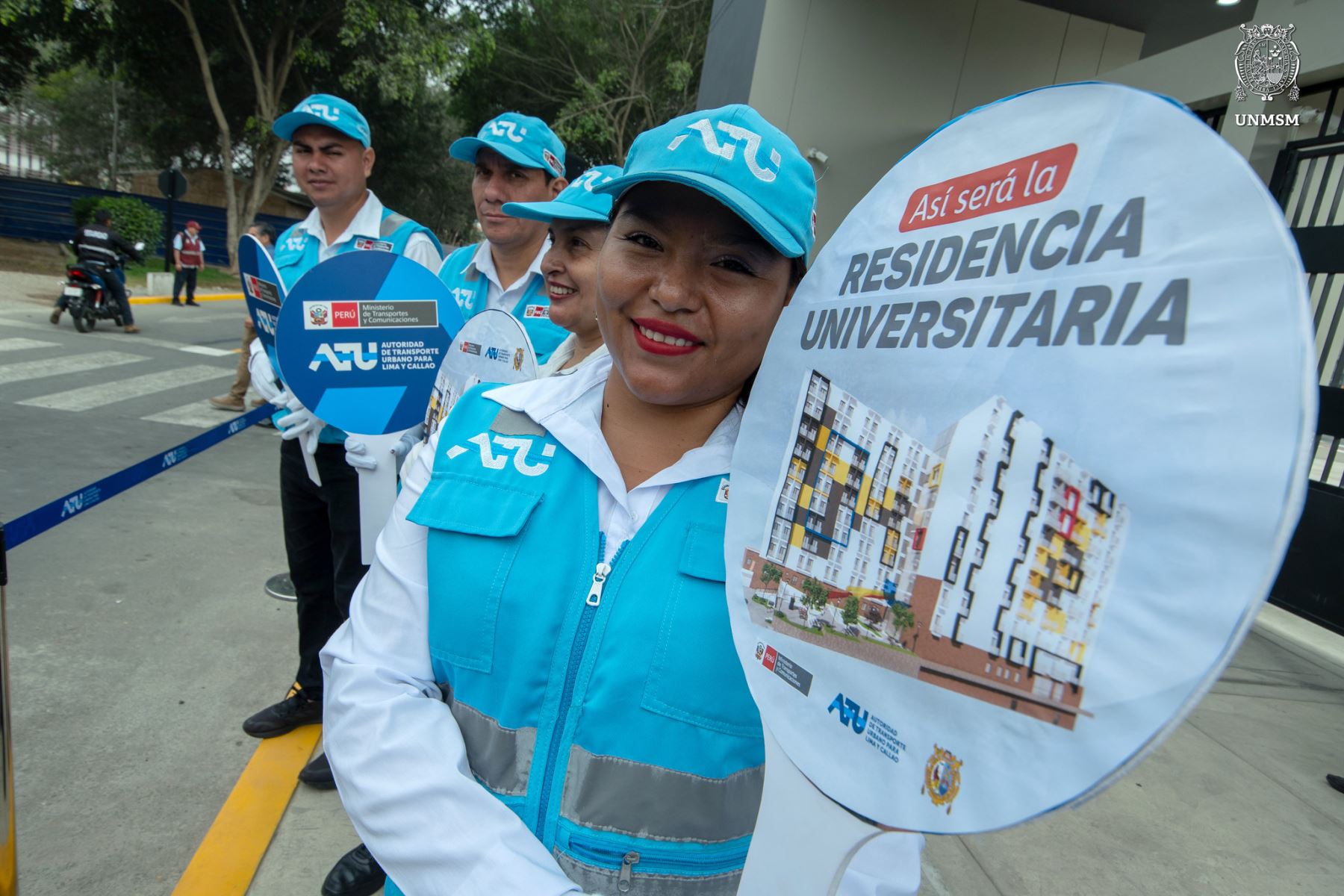 En el marco de un trabajo articulado entre la Universidad Nacional Mayor de San Marcos (UNMSM), el Ministerio de Transportes y Comunicaciones (MTC) y la Autoridad de Transporte Urbano para Lima y Callao (ATU), la Decana de América entregó a ATU un terreno de aproximadamente tres mil metros destinado a la construcción de la futura Residencia Universitaria y Guardería en la Ciudad Universitaria, un proyecto largamente esperado que beneficiará de manera directa a estudiantes y familias sanmarquinas. Foto: ANDI