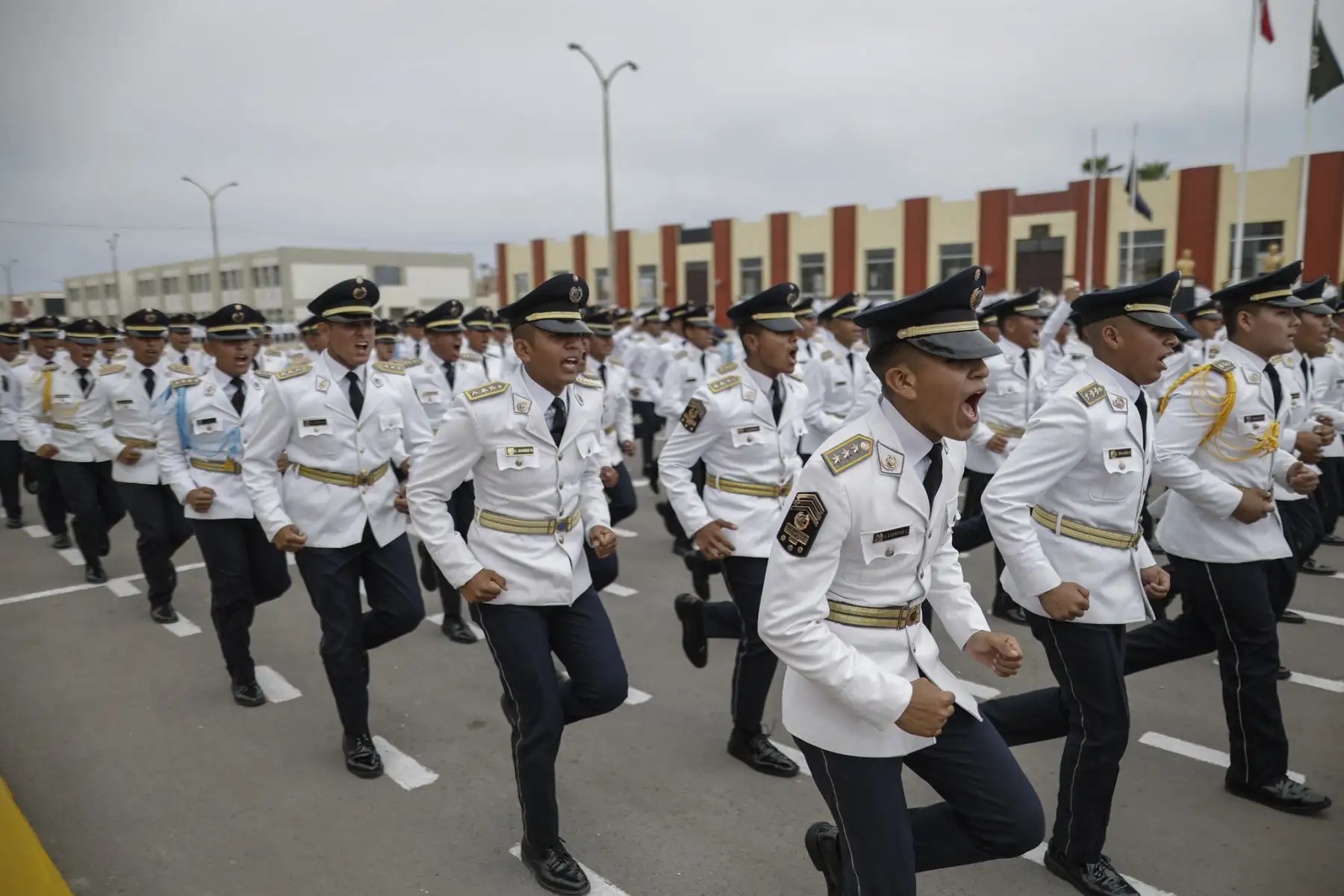 Premier, Ernesto Álvarez asiste a la ceremonia de clausura del año académico 2025 - colegio militar Leoncio Prado. Foto: ANDINA/Difusión
