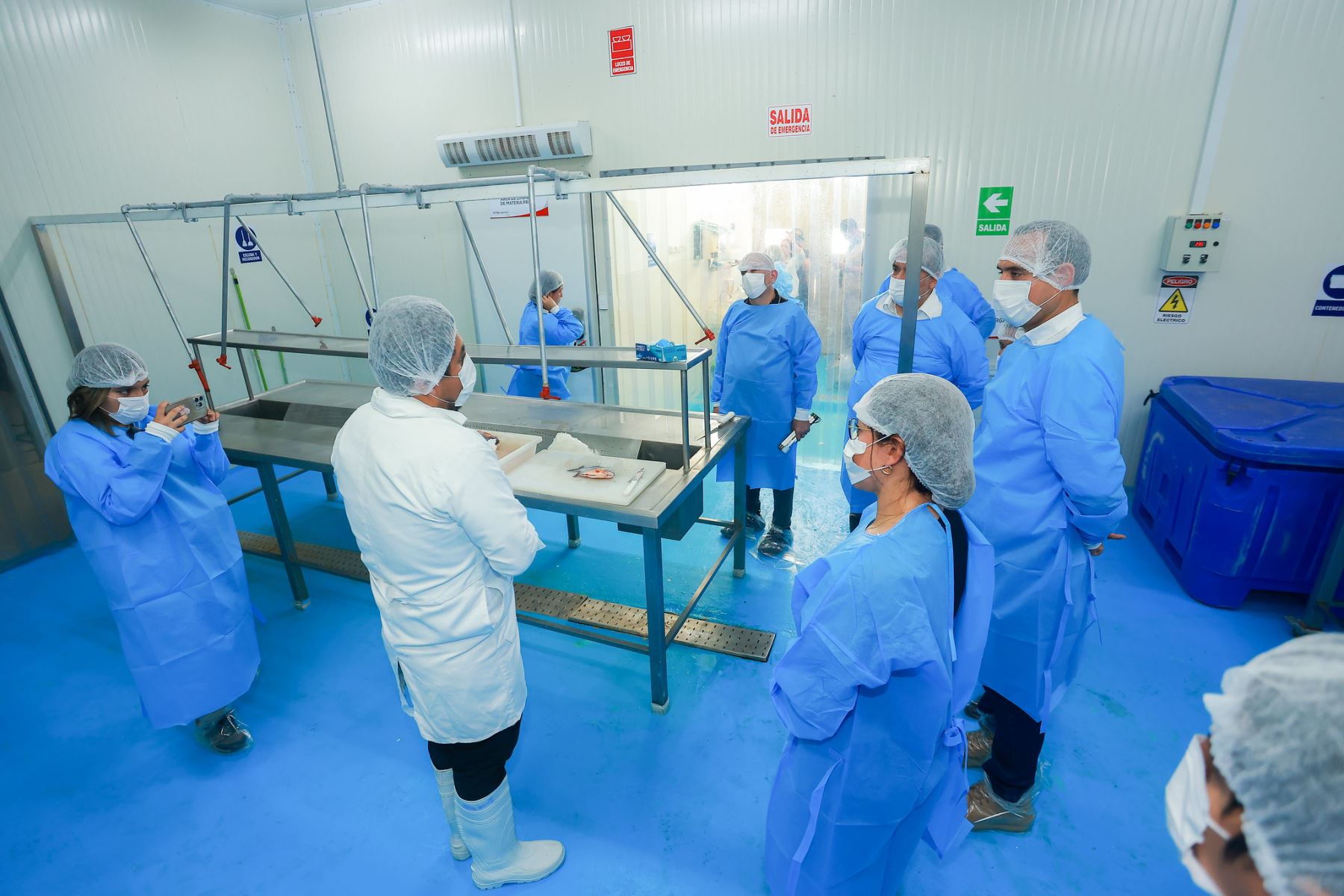 El presidente de la república, José Jerí, recorrió el CITE Productivo Maynas, donde especialistas promueven la transferencia tecnológica y competitividad de las Mipymes y unidades productivas en sectores como agroindustria, pesca y acuicultura, enfocado en el desarrollo de productos de la Amazonía peruana. Foto: Presidencia