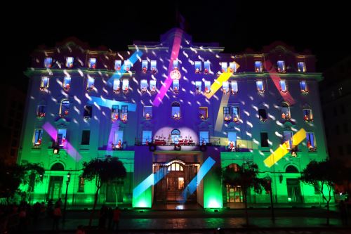 Municipalidad de Lima ofrece show navideño gratuito lleno de música, luces y emoción