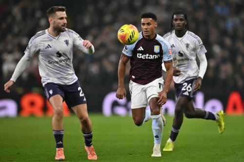Aston Villa venció a Manchester United