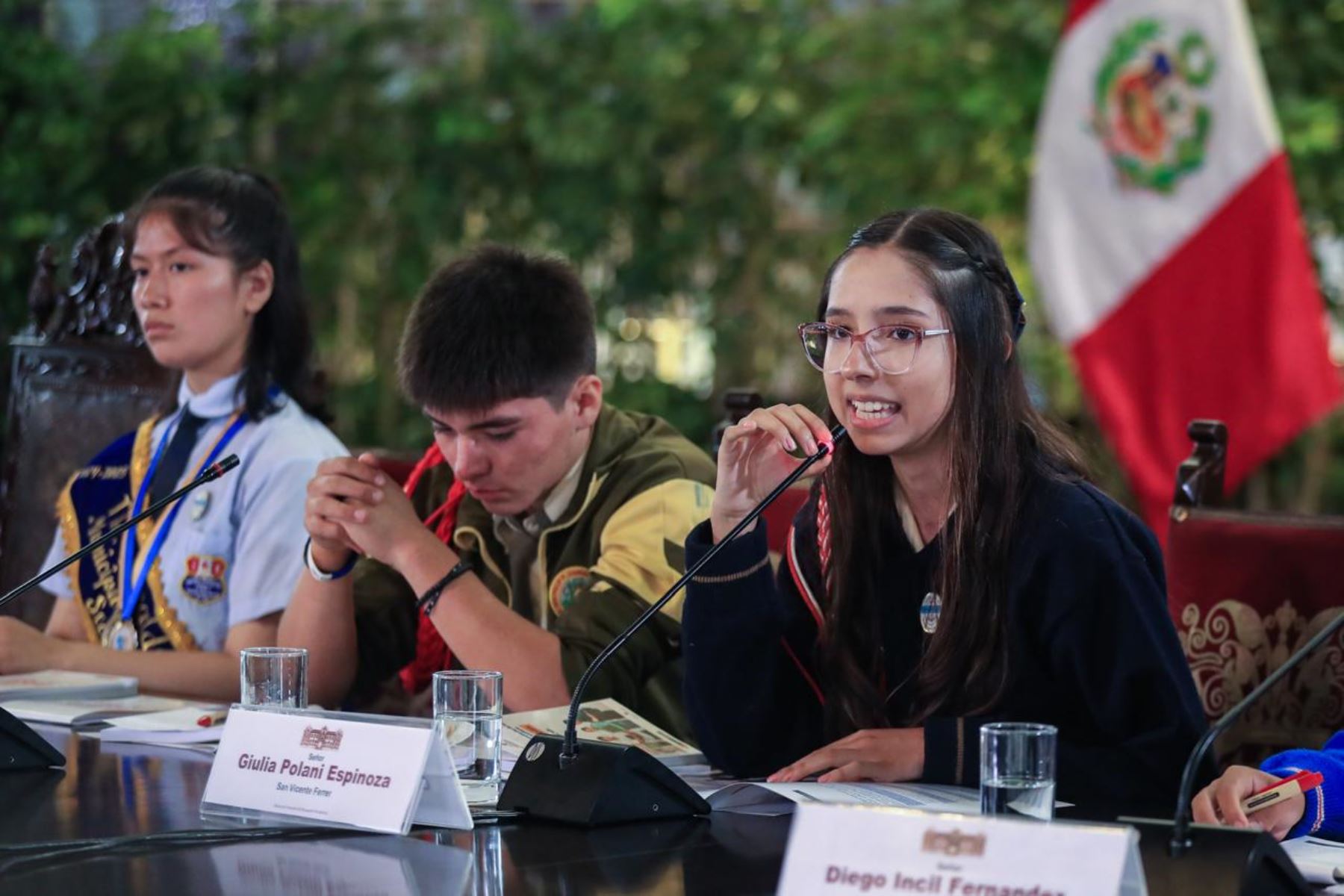 En Palacio de Gobierno, se realizó el Encuentro de Jóvenes Líderes y Agenda Estudiantil de Lima Metropolitana 2025–2026, con la presencia del presidente José Jerí y la participación de 49 representantes estudiantiles. Foto: ANDINA/Prensa Presidencia