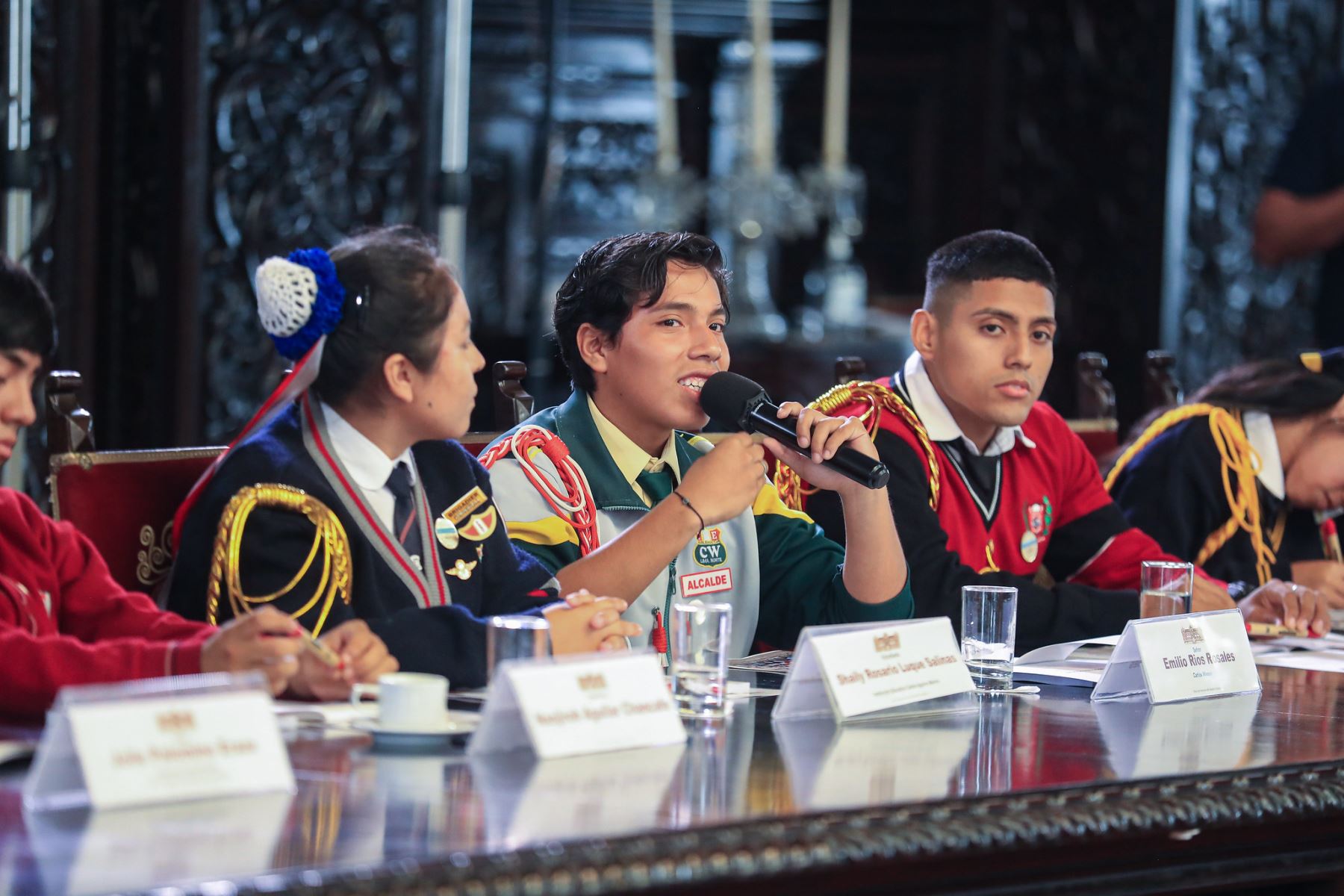En Palacio de Gobierno, se realizó el Encuentro de Jóvenes Líderes y Agenda Estudiantil de Lima Metropolitana 2025–2026, con la presencia del presidente José Jerí y la participación de 49 representantes estudiantiles. Foto: ANDINA/Prensa Presidencia