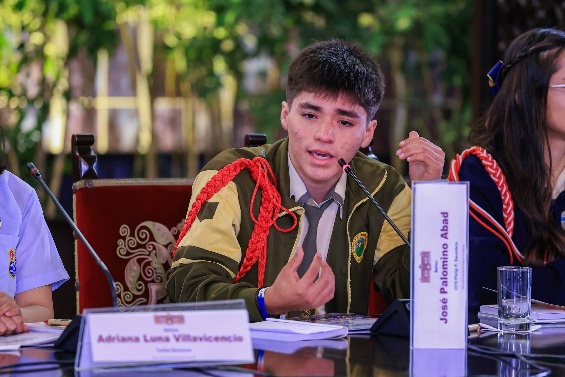 En Palacio de Gobierno, se realizó el Encuentro de Jóvenes Líderes y Agenda Estudiantil de Lima Metropolitana 2025–2026, con la presencia del presidente José Jerí y la participación de 49 representantes estudiantiles. Foto: ANDINA/Prensa Presidencia