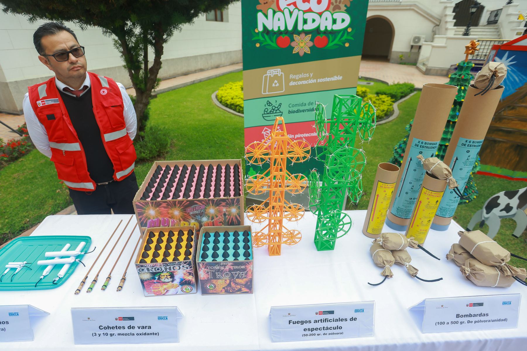 En la misma línea, cabe resaltar que la alta exposición al ruido de los pirotécnicos puede generar taquicardia, temblores y otros problemas de salud, especialmente en los más vulnerables. Foto: ANDINA/Prensa Presidencia