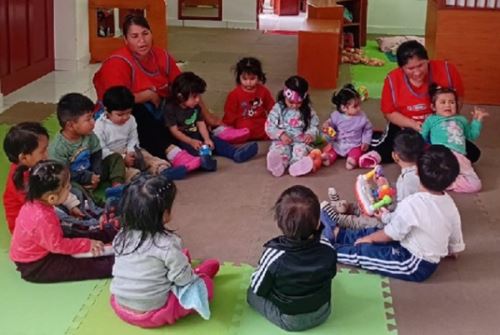 En la provincia limeña de Barranca, el Ministerio de Desarrollo e Inclusión Social (Midis), portafolio liderado por la ministra Lesly Shica Seguil, a través del Programa Nacional Cuna Más, atiende a 29 madres gestantes y 1,019 niños menores de 36 meses de edad.