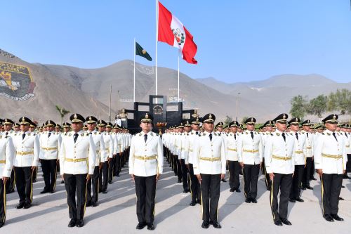 Más de 470 nuevos oficiales de la PNP fortalecerán seguridad ciudadana y lucha contra crimen organizado en el país. Foto: Difusión