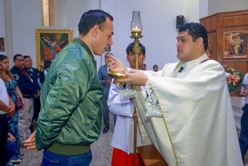 Presidente Jerí participó en misa por la Sagrada Familia de Nazaret en Independencia