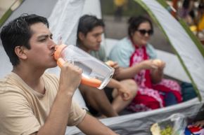 Consejan mejorar hábitos como moverse más y comer mejor este 2026. (Foto: ANDINA/ EsSalud)