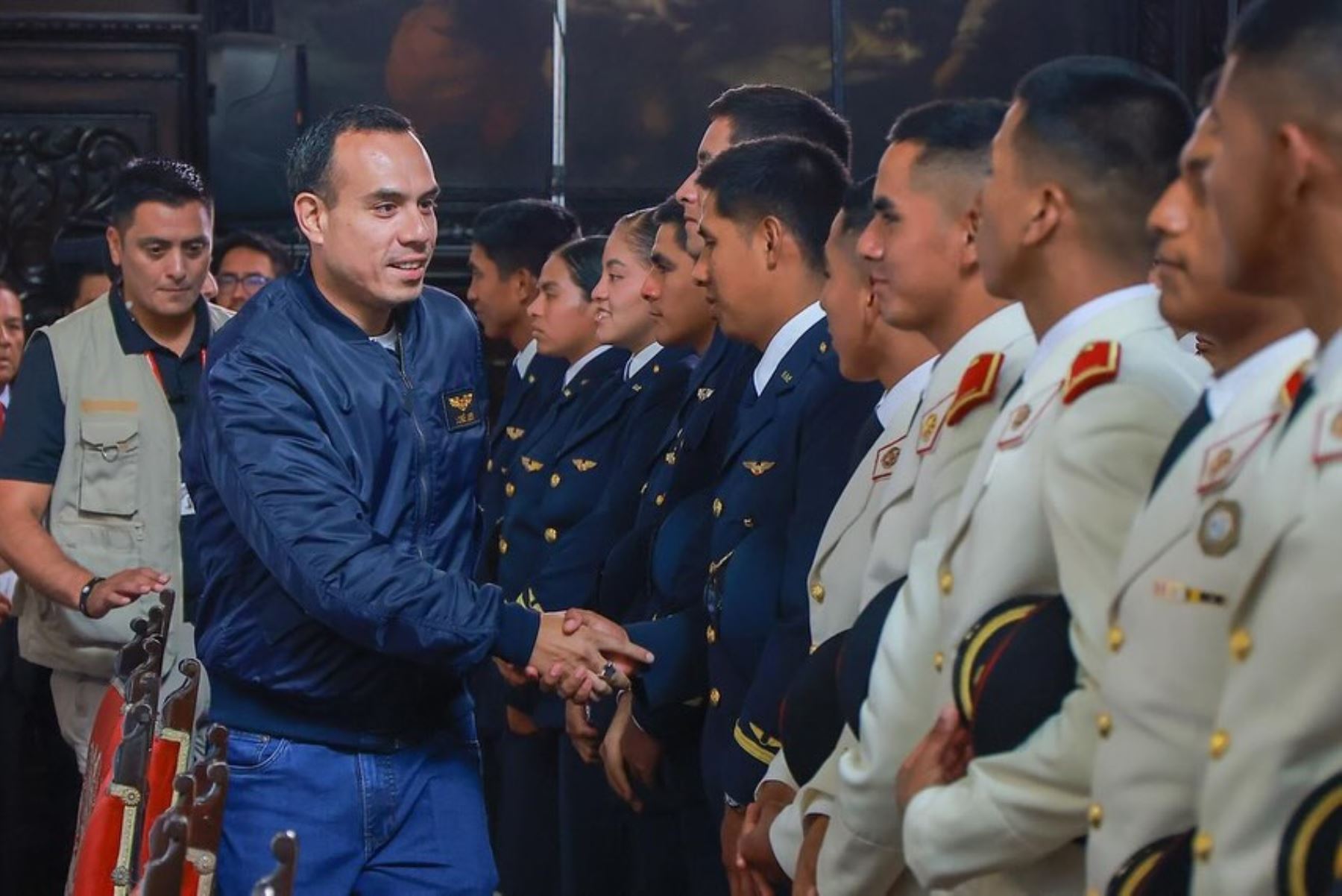 El presidente José Jerí lidera la reunión de trabajo “Compromiso Profesional con el Futuro del Perú” y la exposición “Visión del Perú al 2050”, un espacio de diálogo con jóvenes profesionales, egresados y estudiantes para reflexionar y aportar al desarrollo del Perú. Foto: ANDINA/Prensa Presidencia