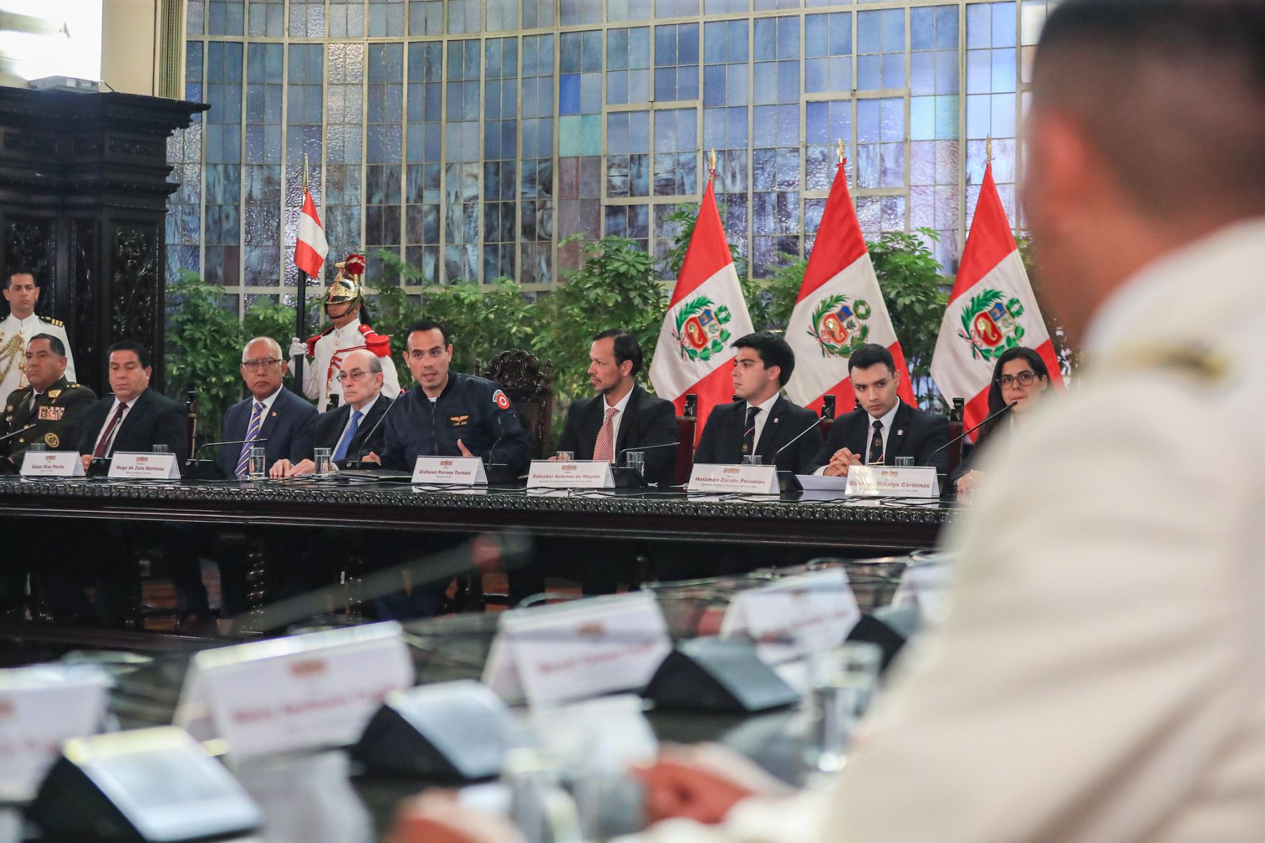 El presidente José Jerí lidera la reunión de trabajo “Compromiso Profesional con el Futuro del Perú” y la exposición “Visión del Perú al 2050”, un espacio de diálogo con jóvenes profesionales, egresados y estudiantes para reflexionar y aportar al desarrollo del Perú. Foto: ANDINA/Prensa Presidencia