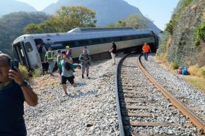 Accidente de tren en México dejó 13 fallecidos y decenas de heridos. Foto: EFE