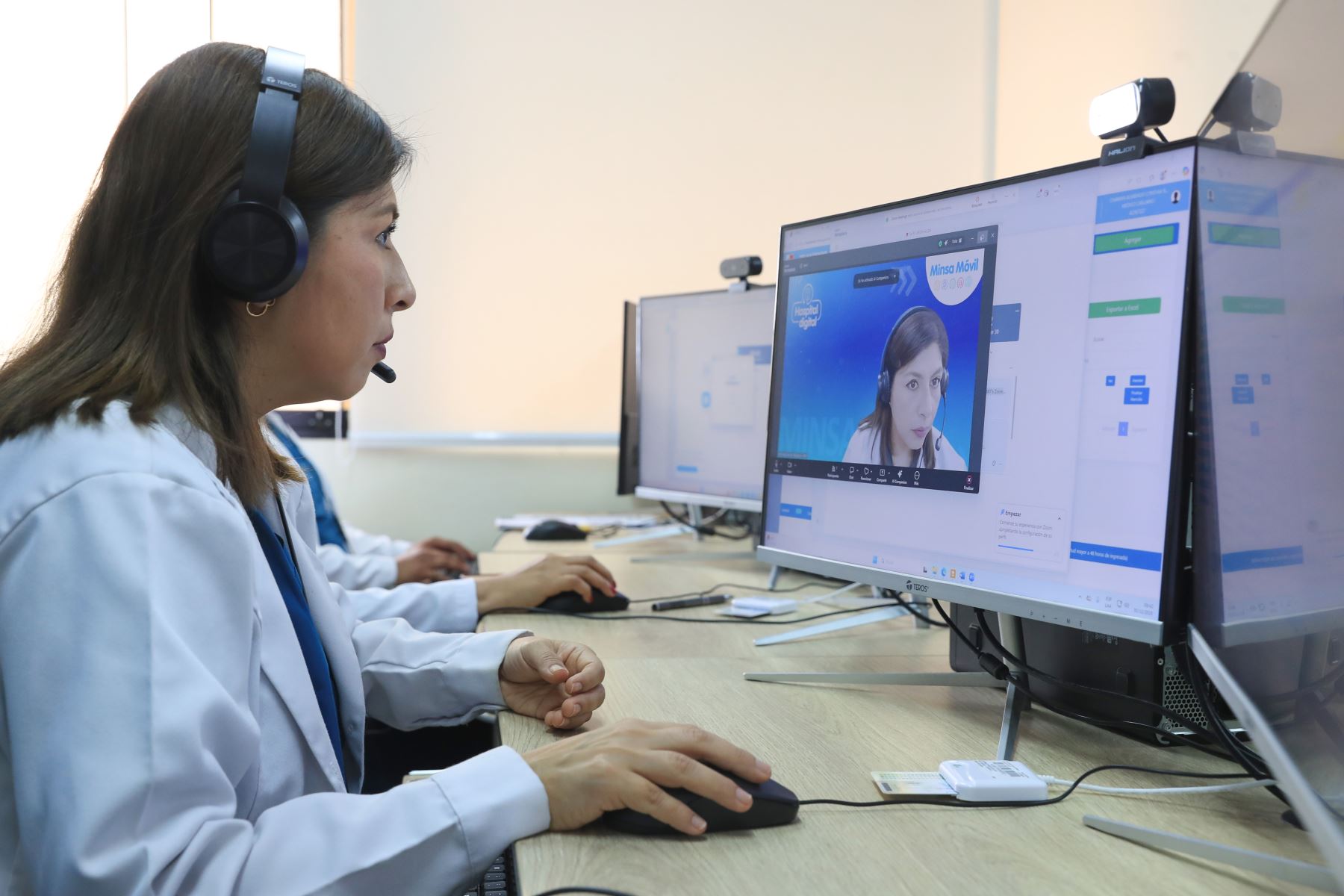 El Ministerio de Salud (Minsa) presenta el nuevo servicio "Hospital Digital", una plataforma diseñada para que recibas atención médica especializada sin salir de casa. Foto: ANDINA/Ricardo Cuba