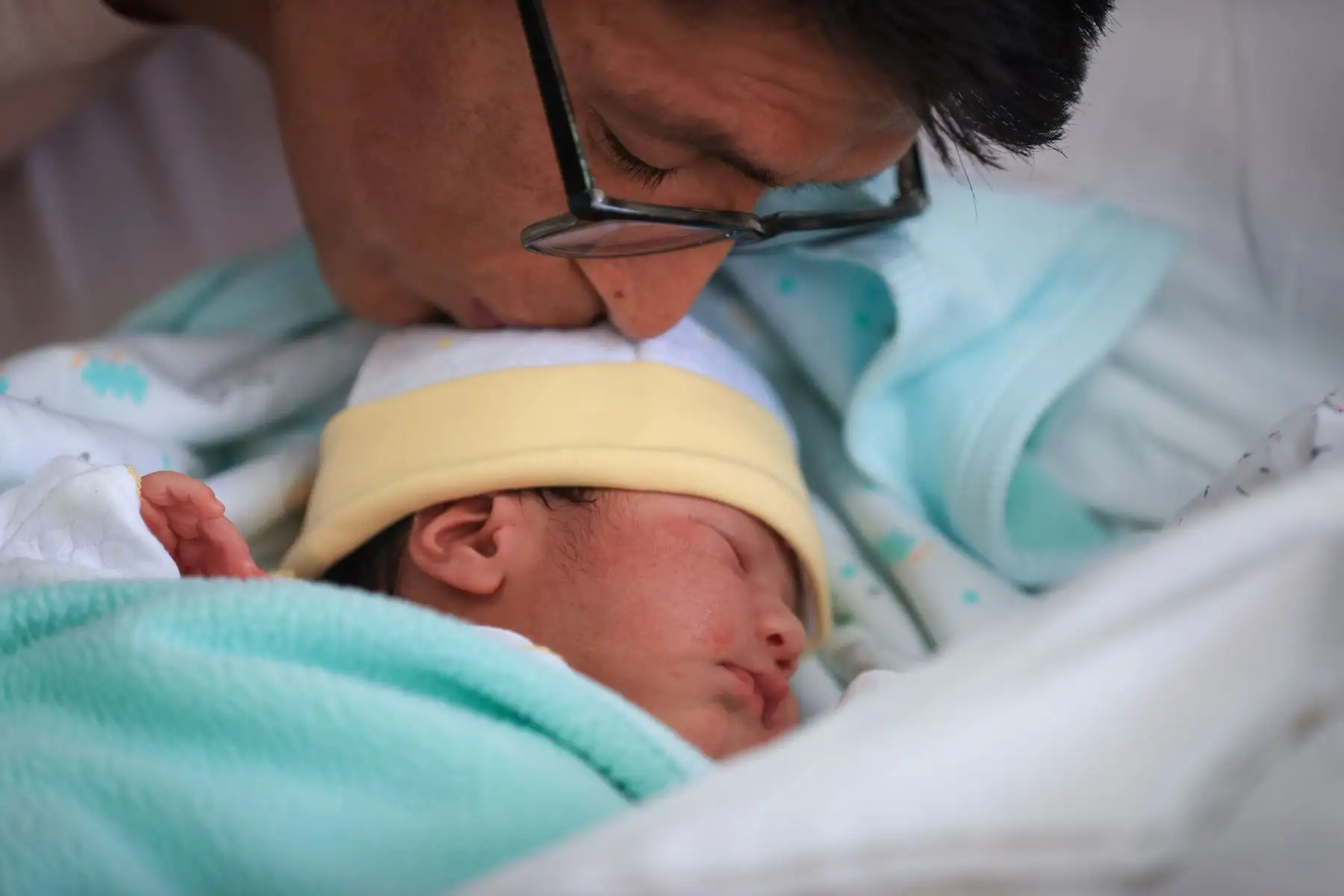 Nathaly y Freddy, padres de Kendra son de Lima. Foto: ANDINA/Jhonel Rodríguez Robles