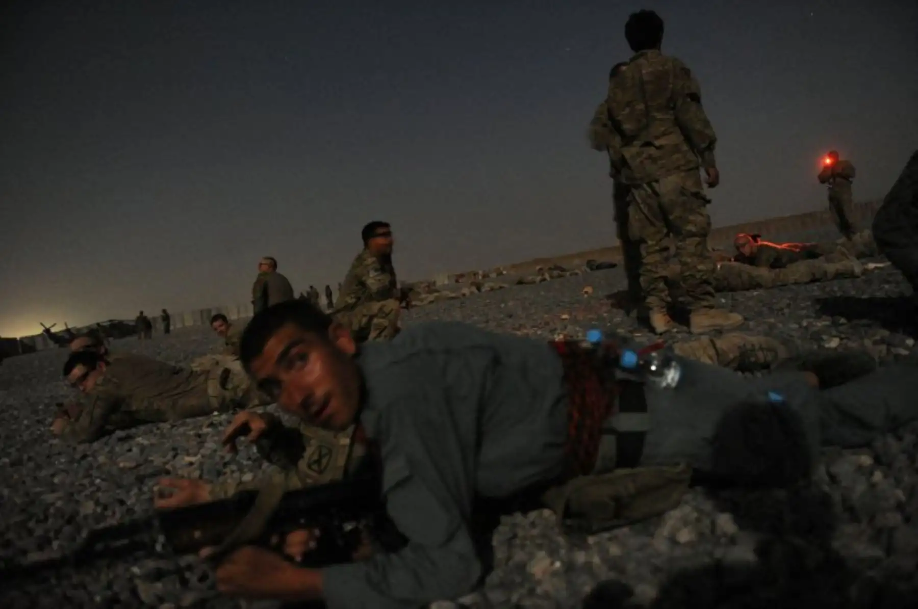 La misión formó parte de una estrategia más amplia de presión internacional, combinando acciones diplomáticas, económicas y militares. Fuentes de seguridad indicaron que la captura buscaba desarticular el núcleo de poder político y militar que sostenía al régimen venezolano. Foto: AFP