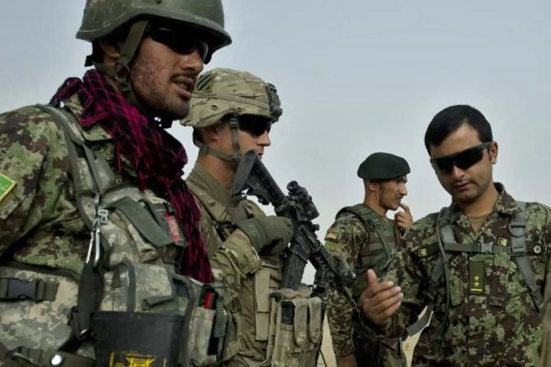 La Delta Force es una unidad de élite del Ejército de Estados Unidos oficialmente denominada 1st Special Forces Operational Detachment-Delta, especializada en operaciones encubiertas de alto riesgo como contraterrorismo, rescate de rehenes y captura de objetivos de alto valor. Bajo estricto secreto y con entrenamiento intensivo, es una de las fuerzas especiales más prestigiosas del mundo y, según informes, fue la responsable de la captura de Nicolás Maduro en Venezuela. . Foto: AFP