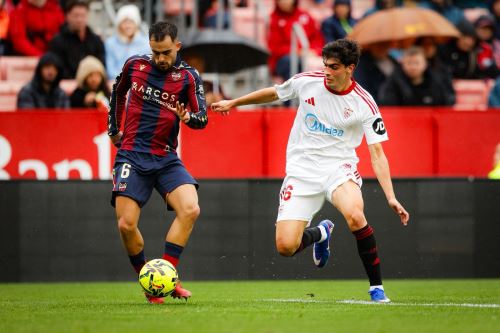 La escuadra sevillana sumo su tercera caída consecutiva