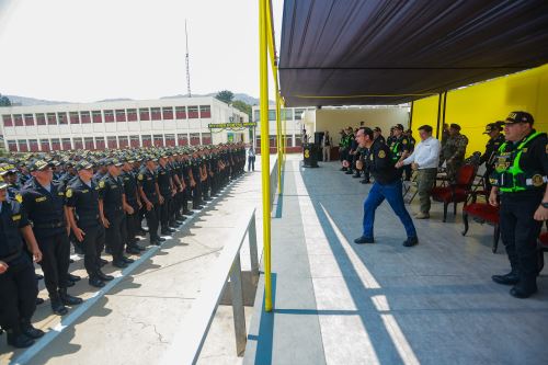 Presidente José Jerí Oré impulsa formación inédita para alféreces en investigación criminal y orden público