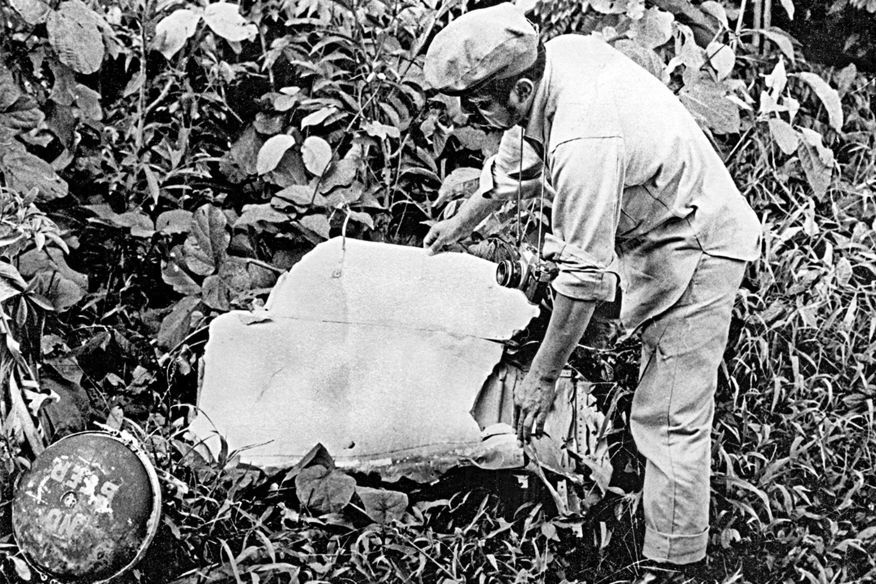 Hace 53 años, Juliane Koepcke fue noticia. Vivió una de las tragedias aéreas más recordadas del mundo: el avión en que viajaba, junto a su madre, explotó a más de 3,000 metros de altura en la selva peruana, en medio de una fuerte tormenta.
Foto:ANDINA/ Difusión