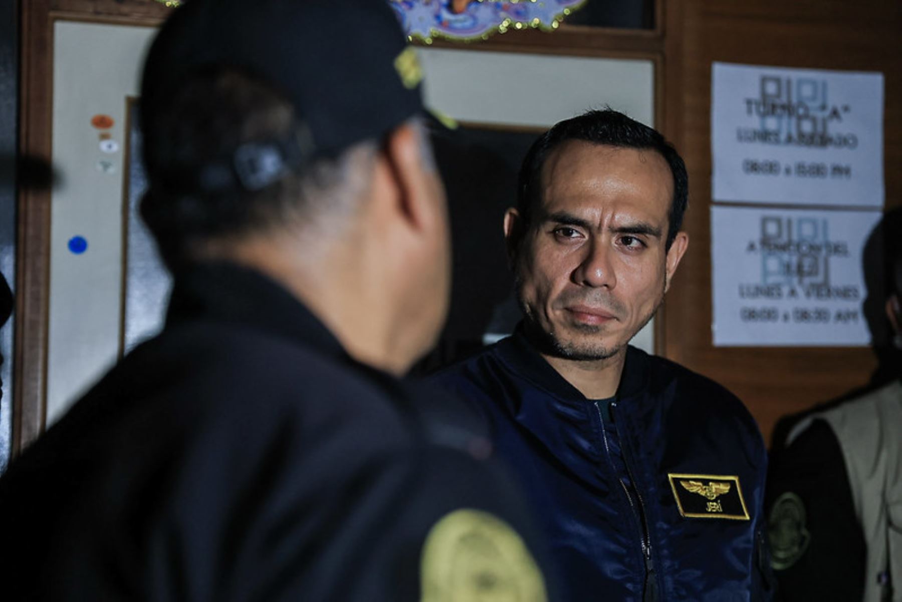 El presidente José Jerí y el ministro de Vivienda, Wilder Sifuentes, supervisaron un operativo de control territorial realizado por la  Policía Nacional, en el pasaje Jorge Chávez, en el distrito de La Victoria. Foto: ANDINA/ Prensa Presidencia