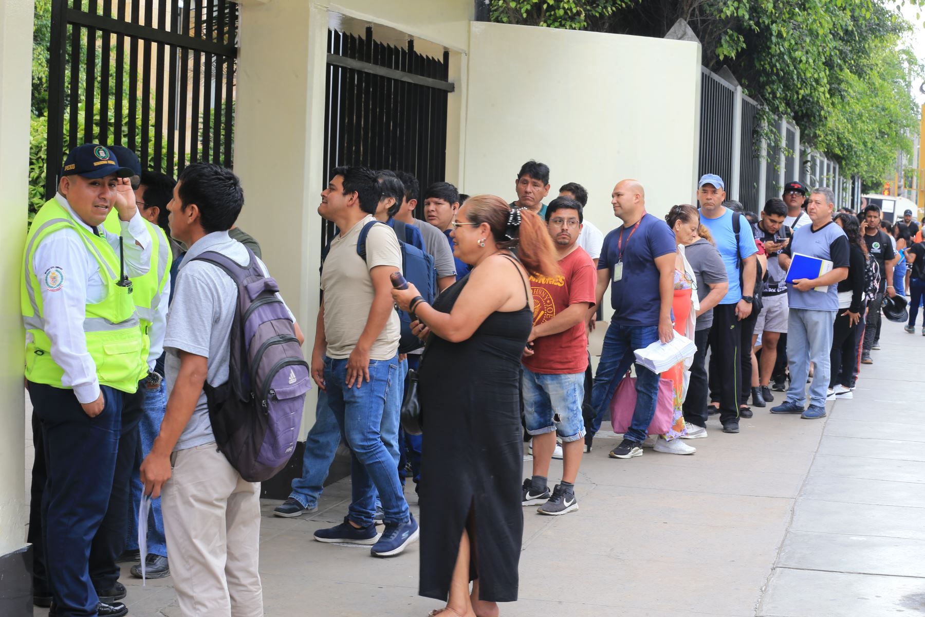 El Ministerio de Trabajo y Promoción del Empleo brinda orientación a trabajadores y empleadores para absolver las dudas más frecuentes sobre liquidación de beneficios sociales, despidos y otros temas laborales de interés. Estos espacios de atención a la ciudadanía buscan explicar, especialmente en esta época del año, cómo calcular de manera referencial los derechos y beneficios del régimen laboral de la actividad privada, conforme a la legislación vigente.Foto: ANDINA/Héctor Vinces