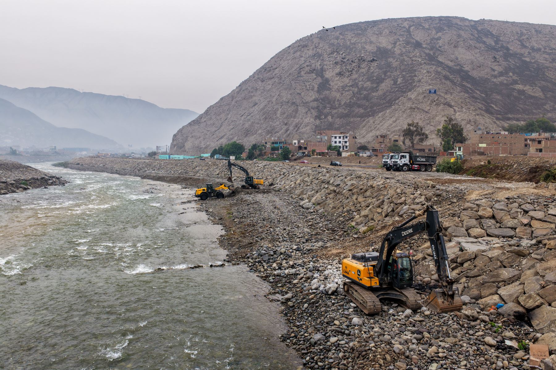 A la fecha, distritos como San Mateo, Santa Eulalia y Chosica ya vienen reportando precipitaciones de nivel 1, un escenario que evidencia la importancia de las intervenciones preventivas que se viene ejecutando Foto: ANDINA/Ricardo Cuba