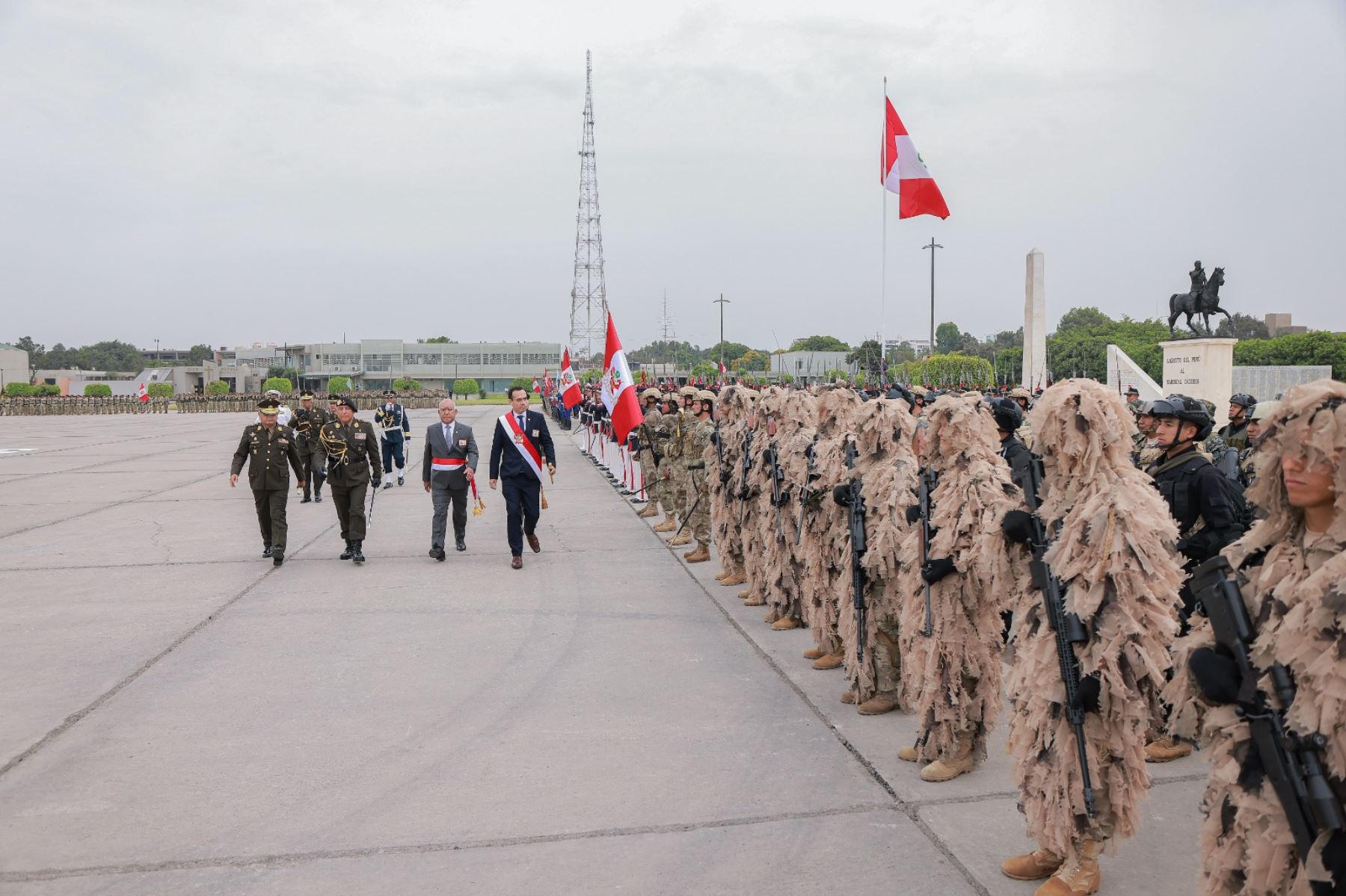 Presidente de la república, José Jerí, participa en la ceremonia de reconocimiento del jefe del Comando de Conjunto de las Fuerzas Armadas (CCFFAA), César Briceño. Foto: ANDINA/Prensa Presidencia