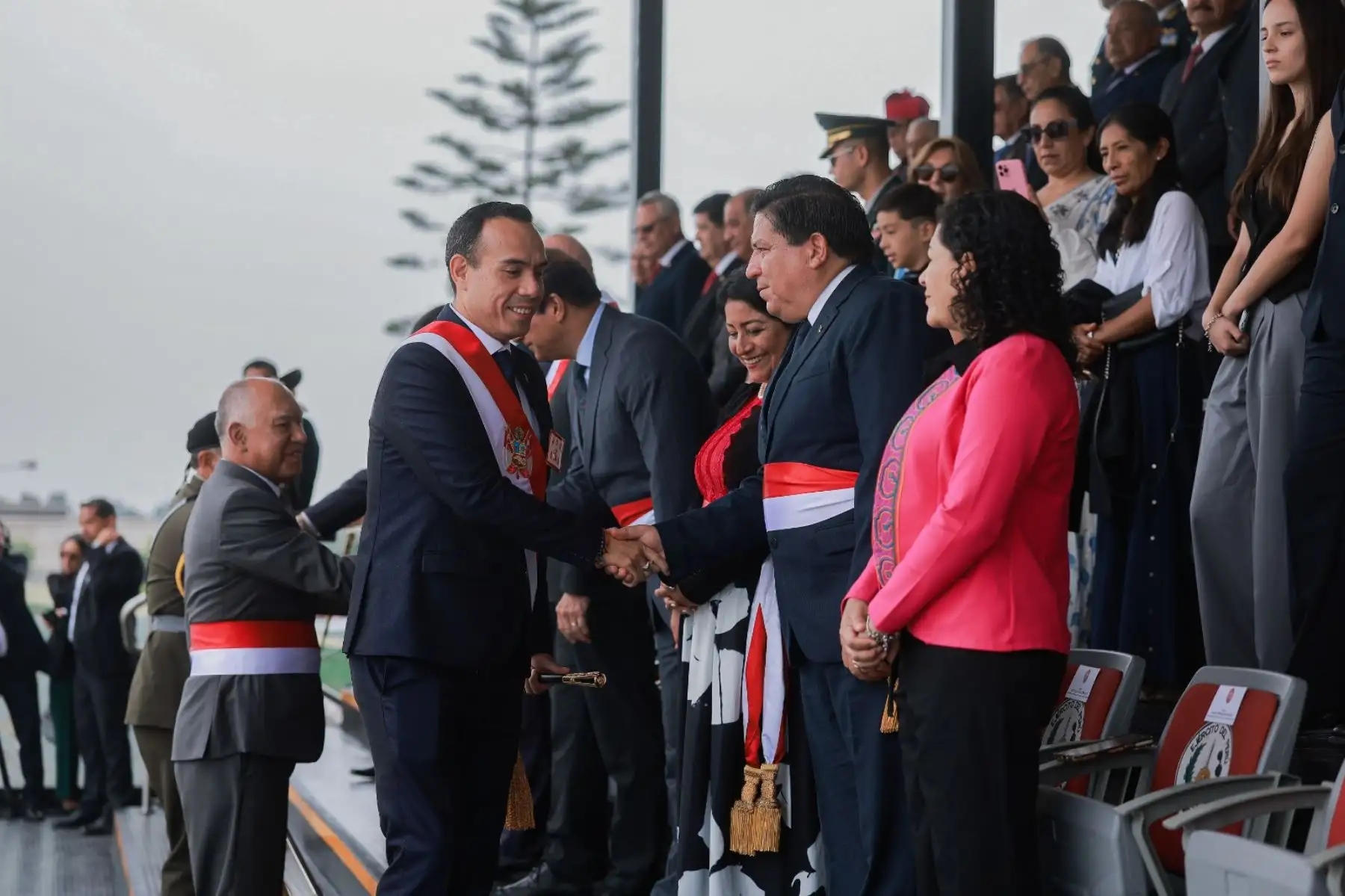 Presidente de la república, José Jerí, participa en la ceremonia de reconocimiento del jefe del Comando de Conjunto de las Fuerzas Armadas (CCFFAA), César Briceño. Foto: ANDINA/Prensa Presidencia
