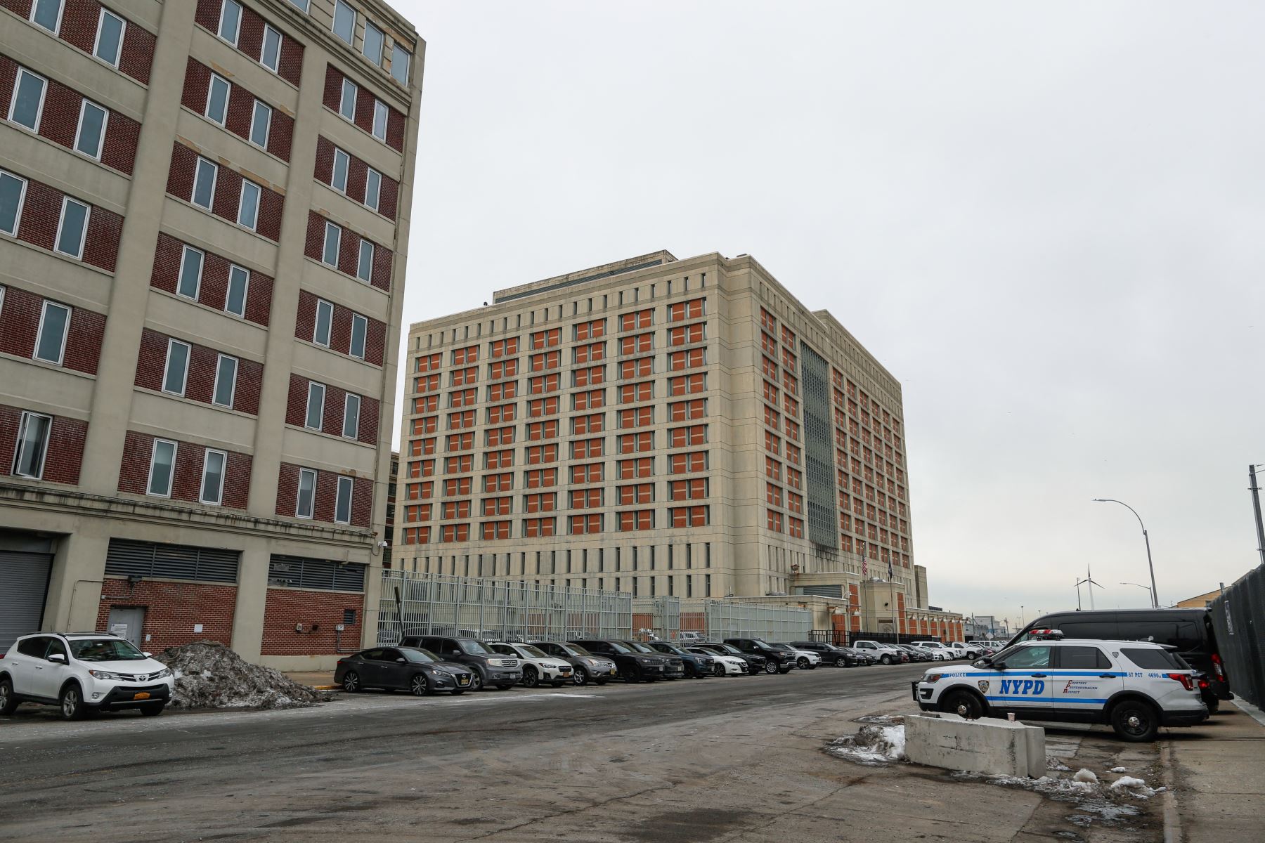 En los últimos años, el penal comenzó a recibir a migrantes detenidos por infracciones administrativas, una decisión que generó rechazo de defensores de derechos civiles, al considerar que la prisión no está preparada para albergar a personas sin antecedentes penales. Fotos: AFP