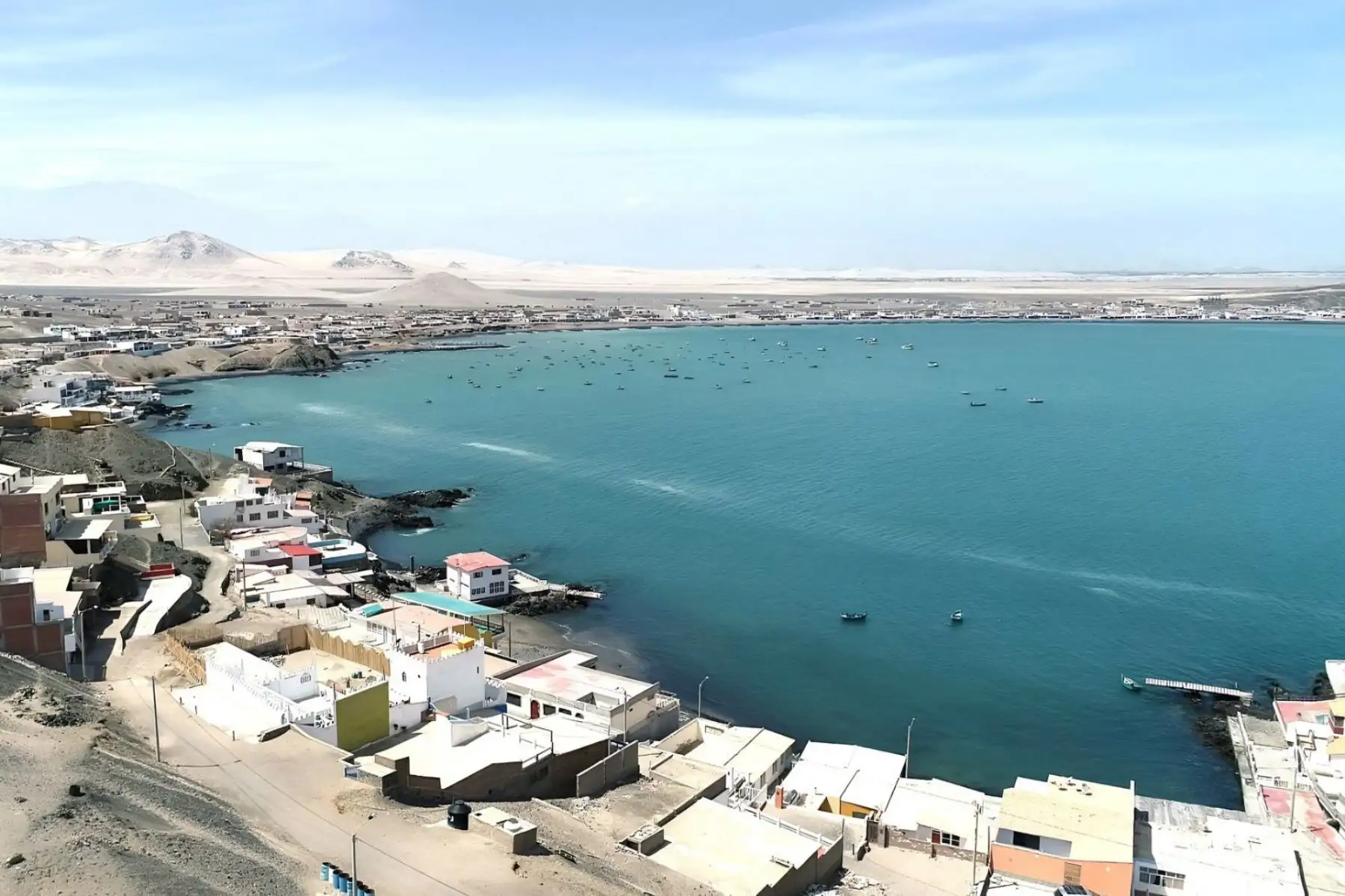 La región Áncash se posiciona como uno de los principales atractivos del litoral peruano para el verano 2026, gracias a la clasificación de varias de sus playas como “saludables” por la Dirección General de Salud Ambiental (Digesa)