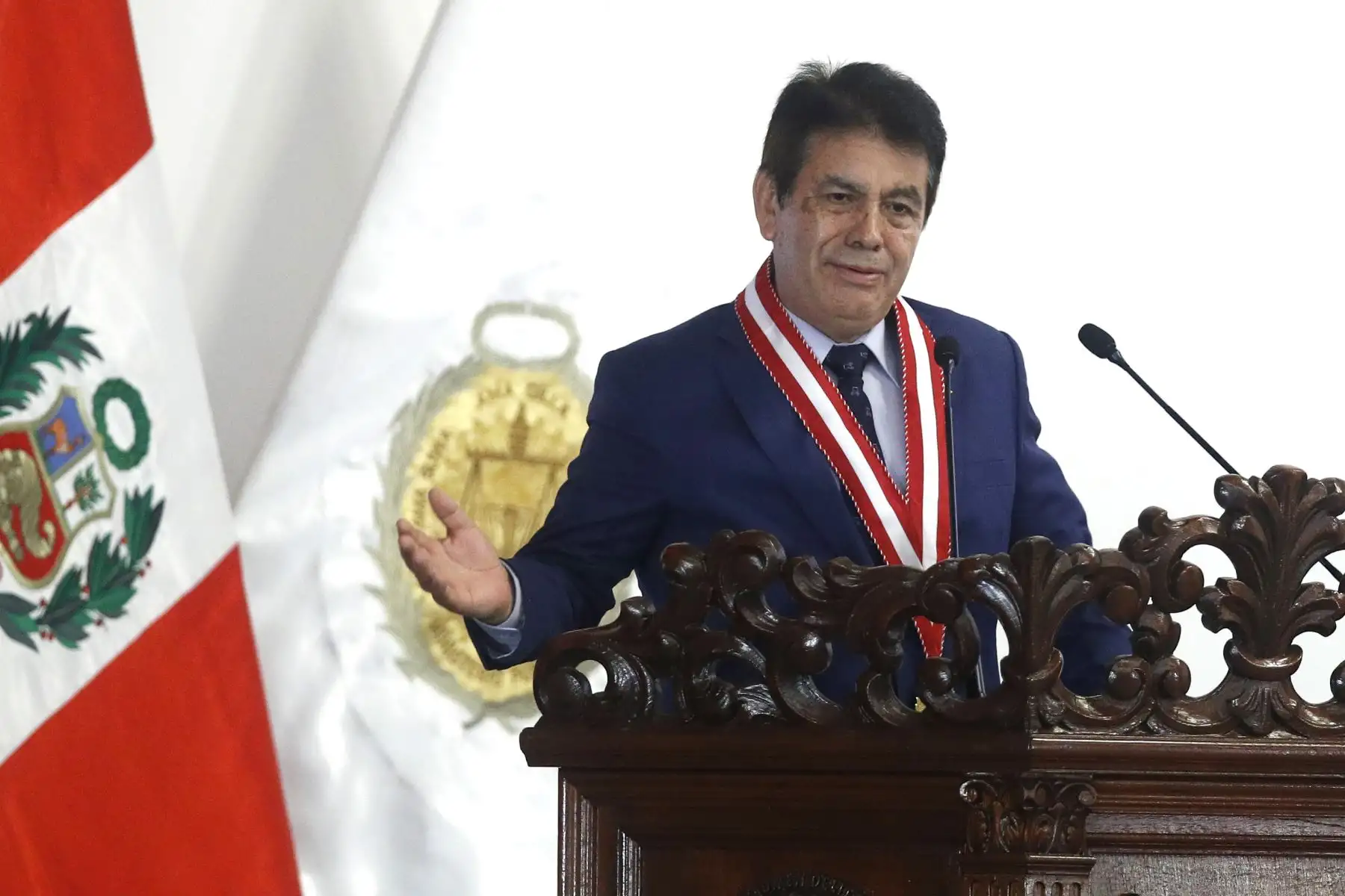 Con el inicio del Año Fiscal, el Ministerio Público renovó su compromiso institucional frente al país. La ceremonia oficial marcó el comienzo de un nuevo periodo de trabajo orientado a reforzar la función fiscal, en un contexto de alta demanda ciudadana por resultados concretos en la administración de justicia.
Foto: ANDINA/Eddy Ramos