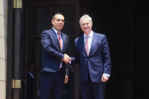 Presidente Jerí se reune con José Antonio Kast