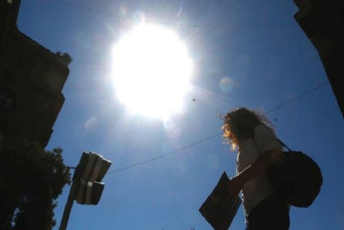 La escala de medición del IUV, los valores comprendidos entre 8 y 10 corresponden a la categoría “muy alta”, mientras que los valores iguales o superiores a 11 son clasificados como “extremadamente alta”