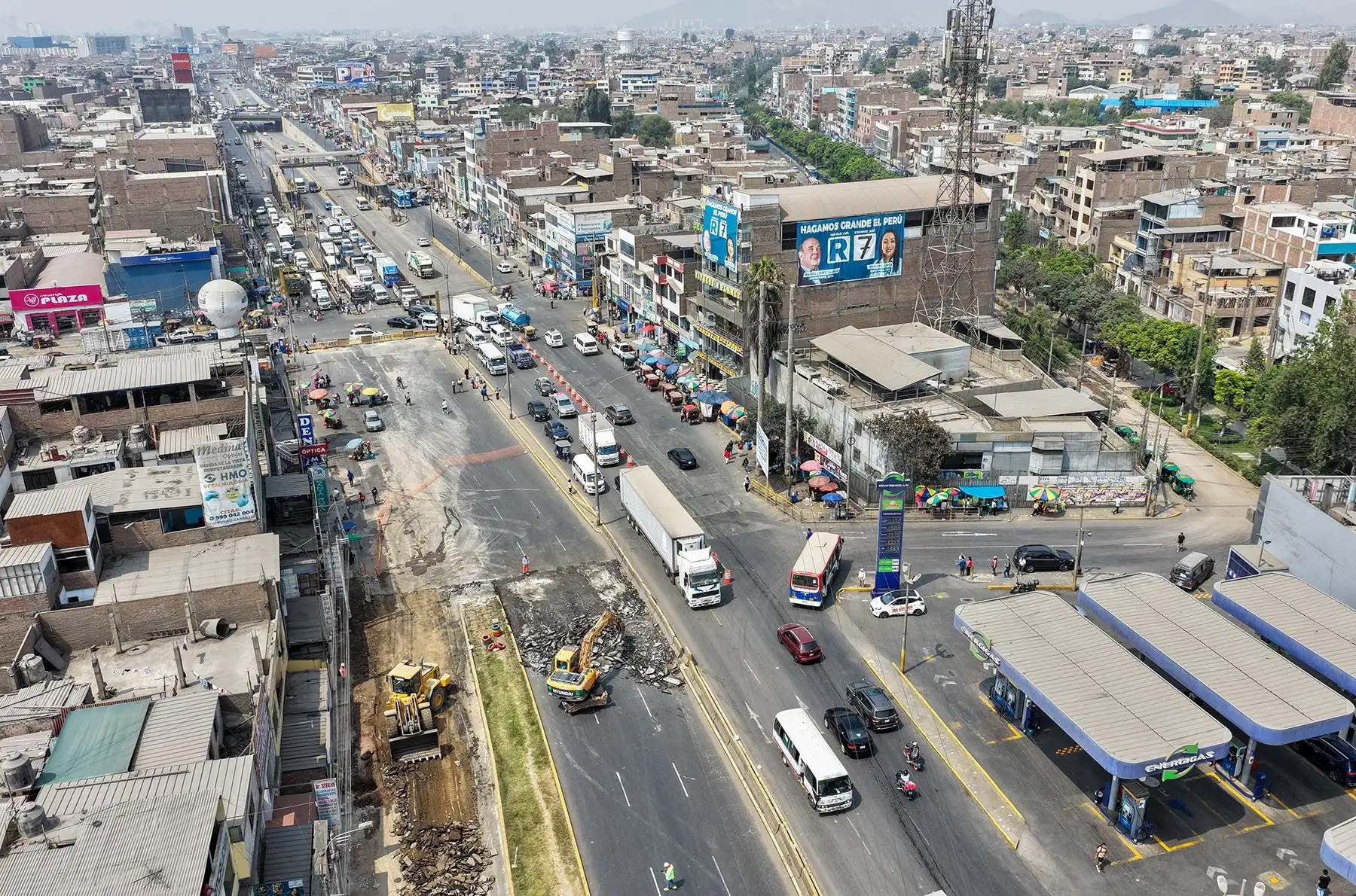 Municipalidad de Ate ejecuta obras en la av. Nicolás Ayllón por mejoras de movilidad urbana en la zona del cerro Candela.
Foto: ANDINA/Juan Carlos Guzmán