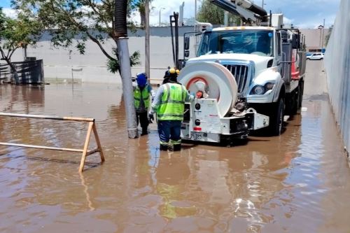 Campaña del Otass promueve acciones para disminuir el impacto de las lluvias en los sistemas de agua y alcantarillado. Foto: OTASS/Difusión.