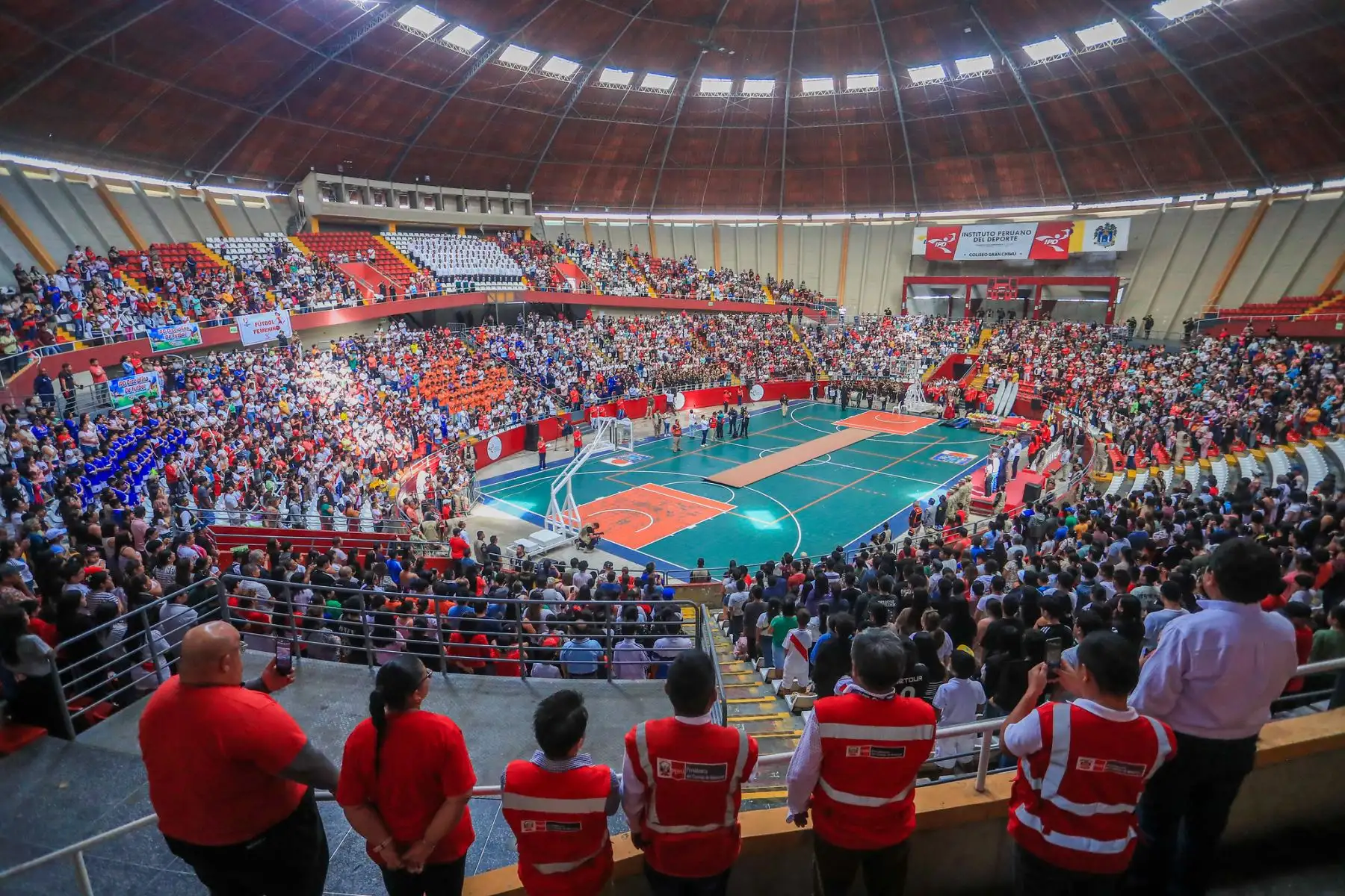 Con la presencia del presidente de la República, se inauguró la Academia IPD 2026, beneficiando a 5,040 niños y jóvenes de La Libertad. Además de iniciar este programa gratuito y descentralizado, se realizaron premiaciones al talento nacional, reconociendo el esfuerzo de quienes ya dejan en alto nuestro Perú. Foto: Presidencia