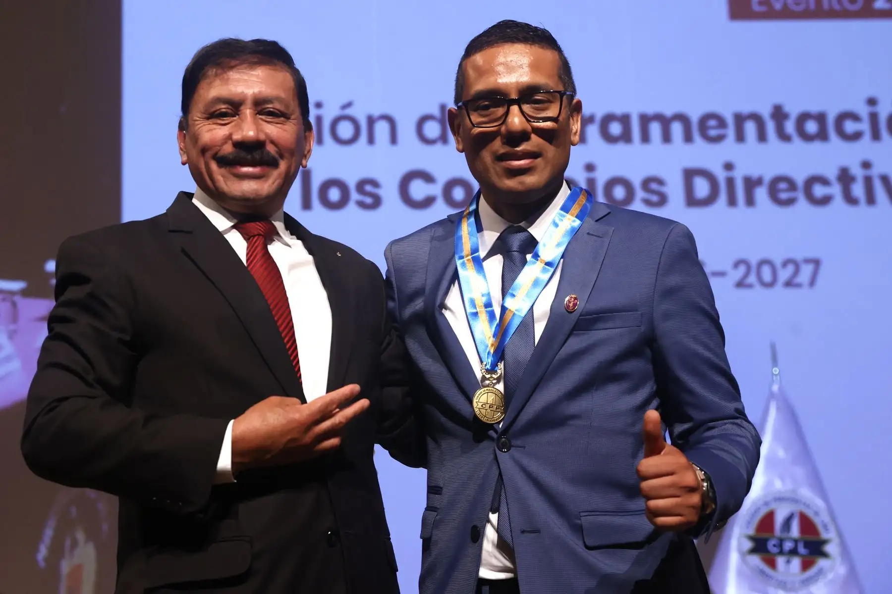 Paulo Grijalva Purizaga Juramenta como decano del Consejo Directivo Nacional y del Consejo Departamental de Lima del Colegio de Periodistas del Perú para el periodo 2026–2027.
Foto: ANDINA/Vidal Tarqui