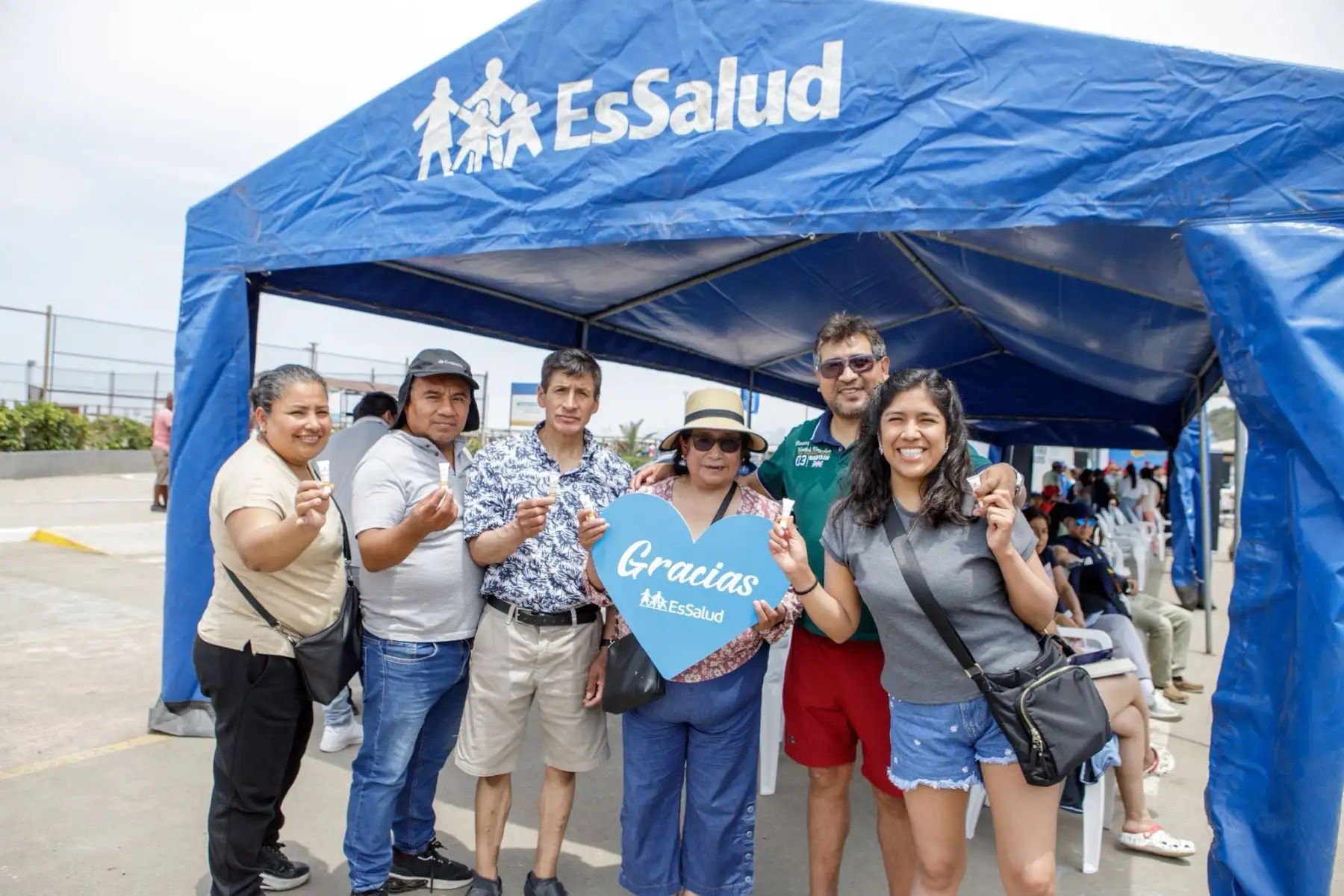 EsSalud realiza la campaña “¡EsSalud te protege! Vive este verano con energía y salud”, y brinda atención médica gratuita y orientación preventiva a los bañistas en la playa Agua Dulce de Chorrillos.
Foto: ANDINA/EsSalud