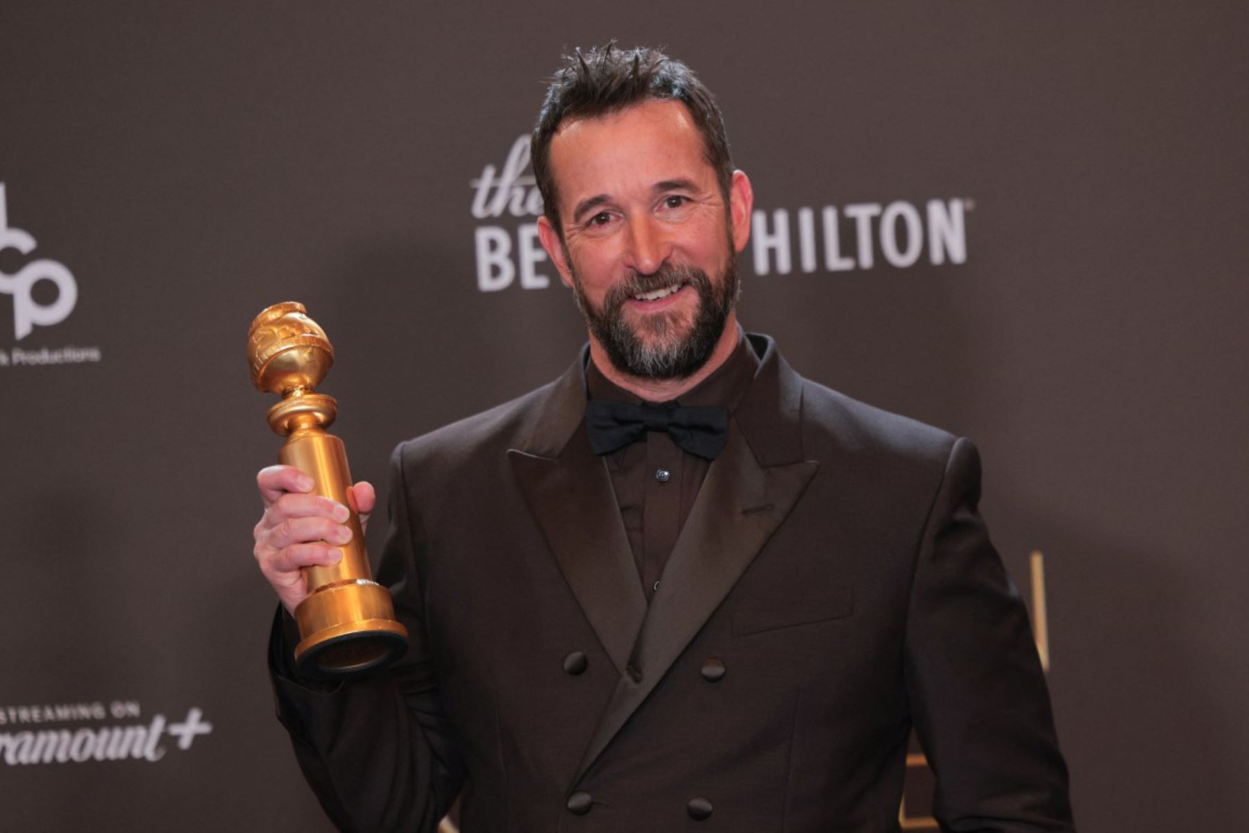 El actor estadounidense Noah Wyle posa en la sala de prensa con el premio a la Mejor Actuación de un Actor Masculino en una Serie de Televisión - Drama por "The Pitt" durante la 83.ª edición anual de los Globos de Oro en el hotel Beverly Hilton de Beverly Hills, California.
Foto: AFP